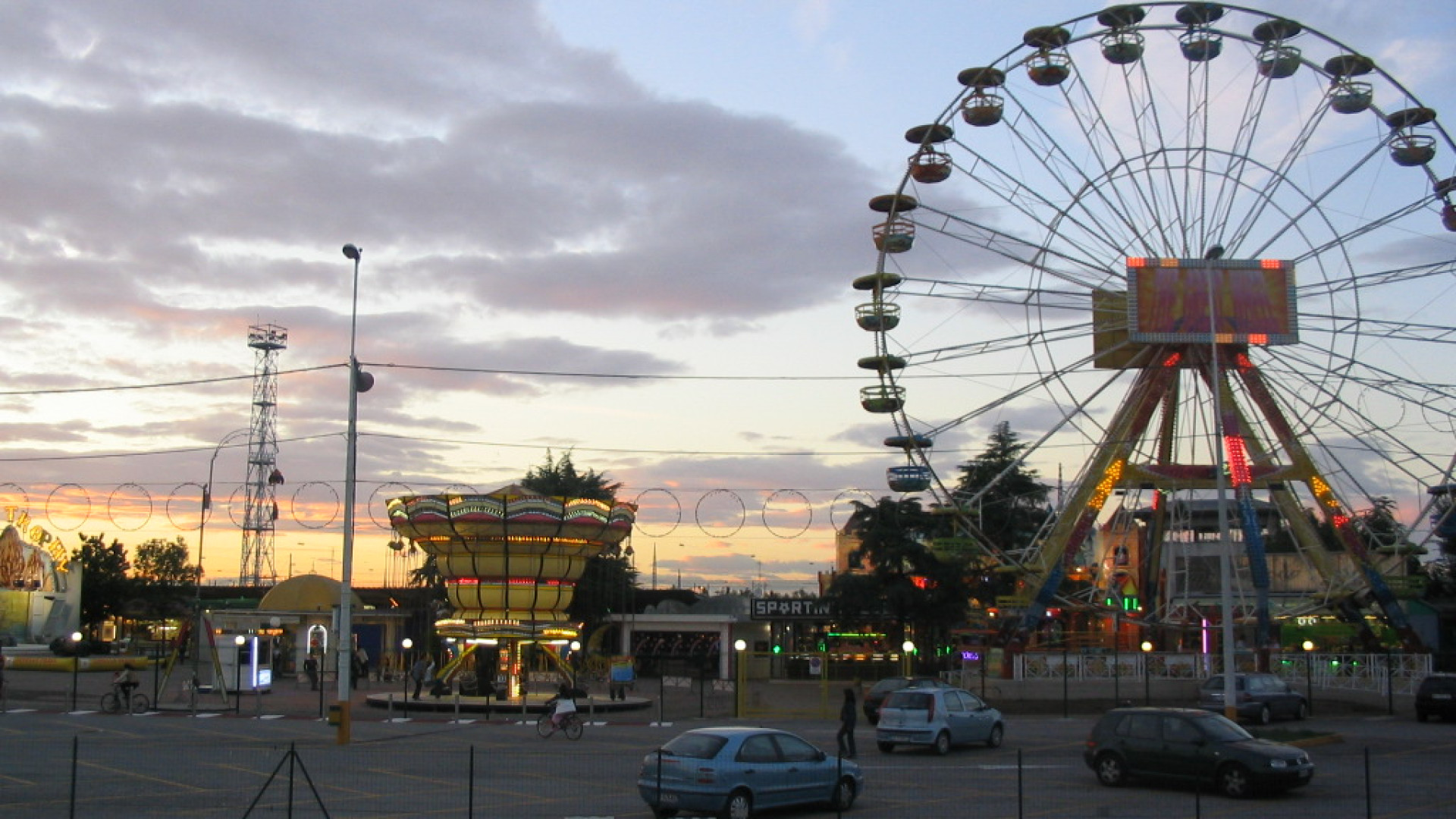 Luna Park, rinviata l’inaugurazione e sospesa la manifestazione per tutto maggio