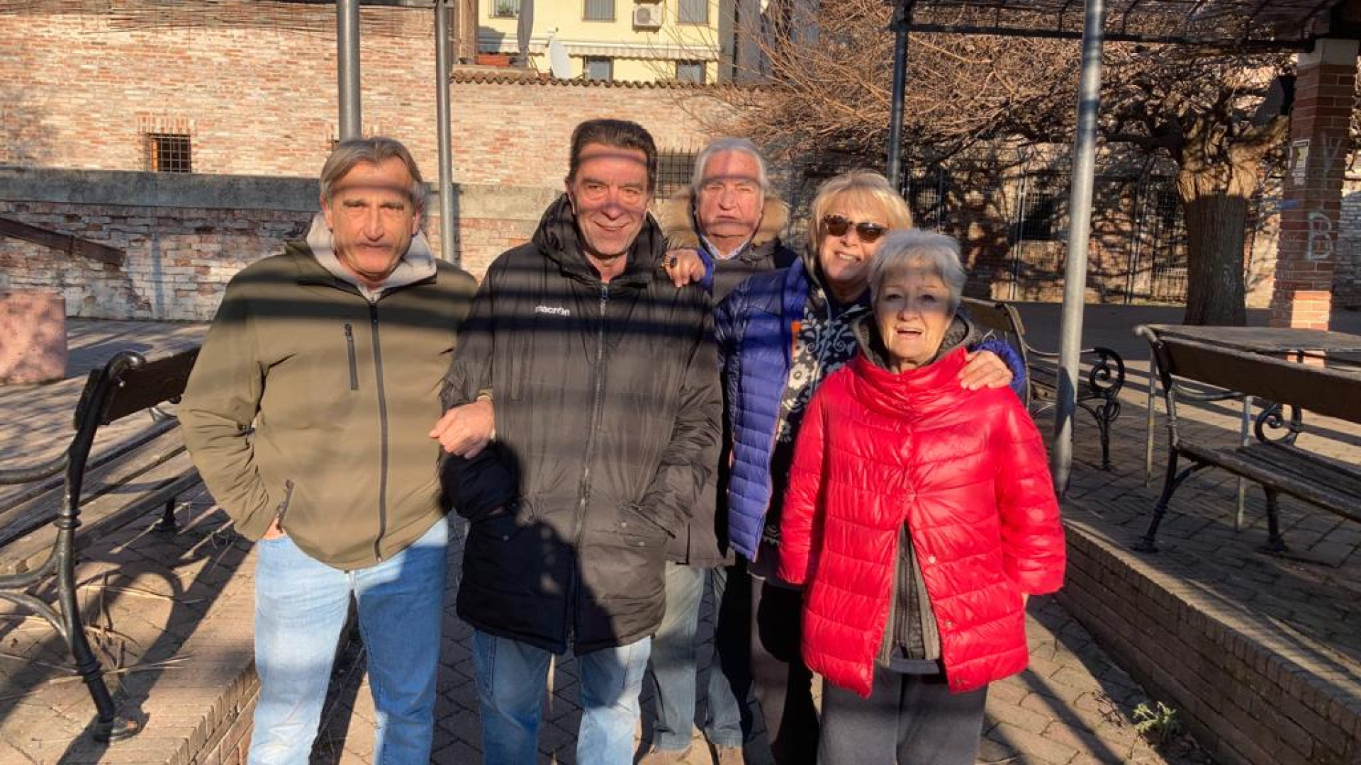 Più occhi su via Degani, nasce il controllo di vicinato: "Vandali e spaccio negli orti"