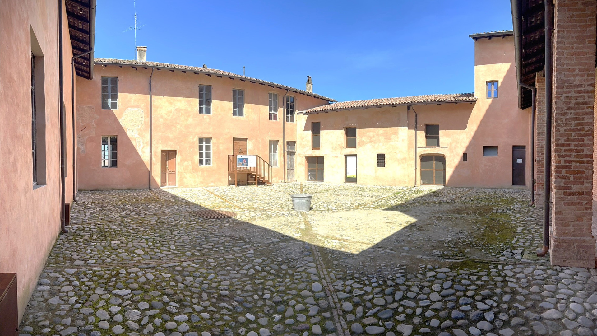 Calendasco, altro mezzo milione per il castello: mostre e “cooking show”