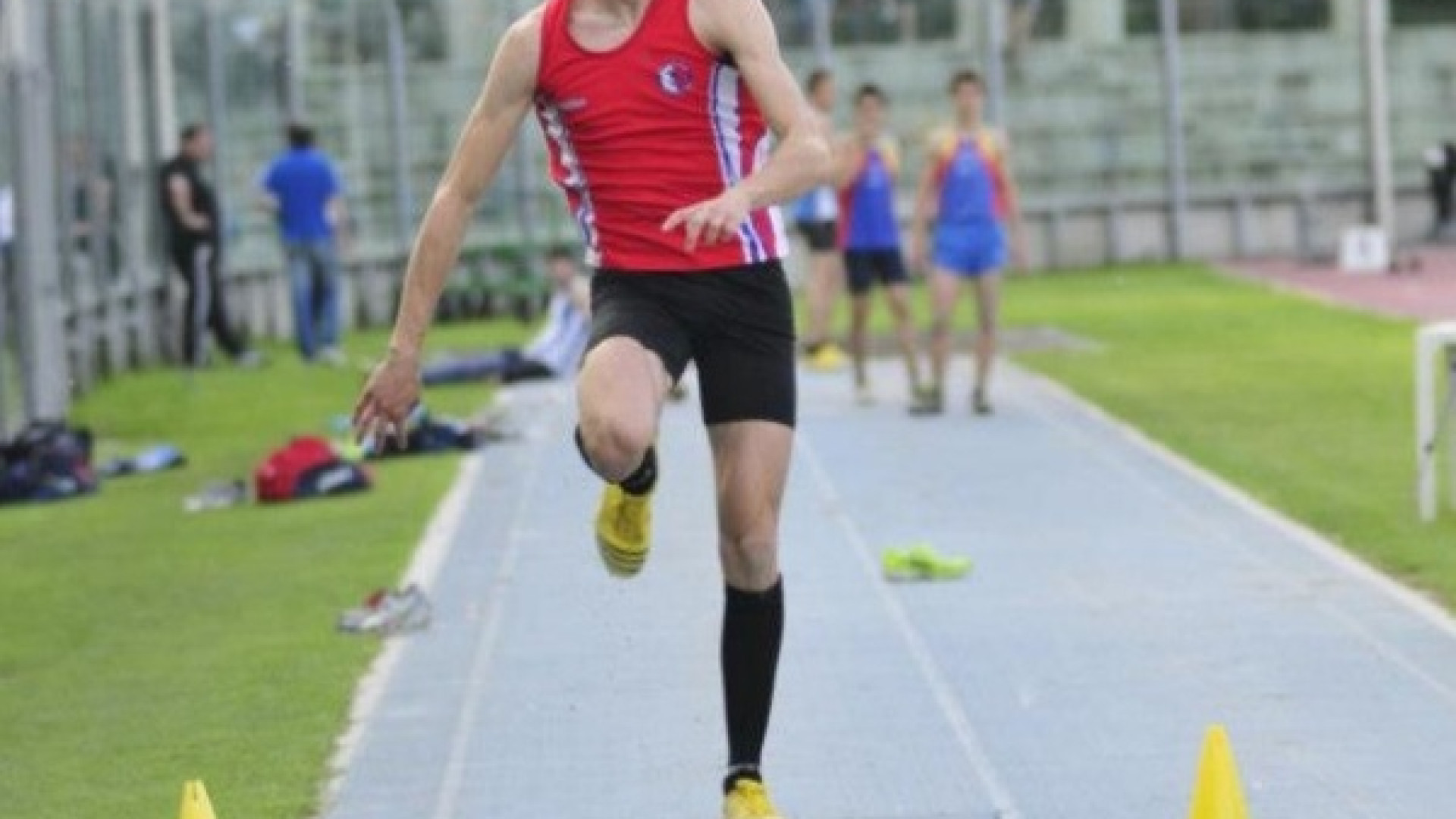 Atletica: stratosferico Lorenzo Dallavalle agli Italiani Juniores. Campione nel triplo