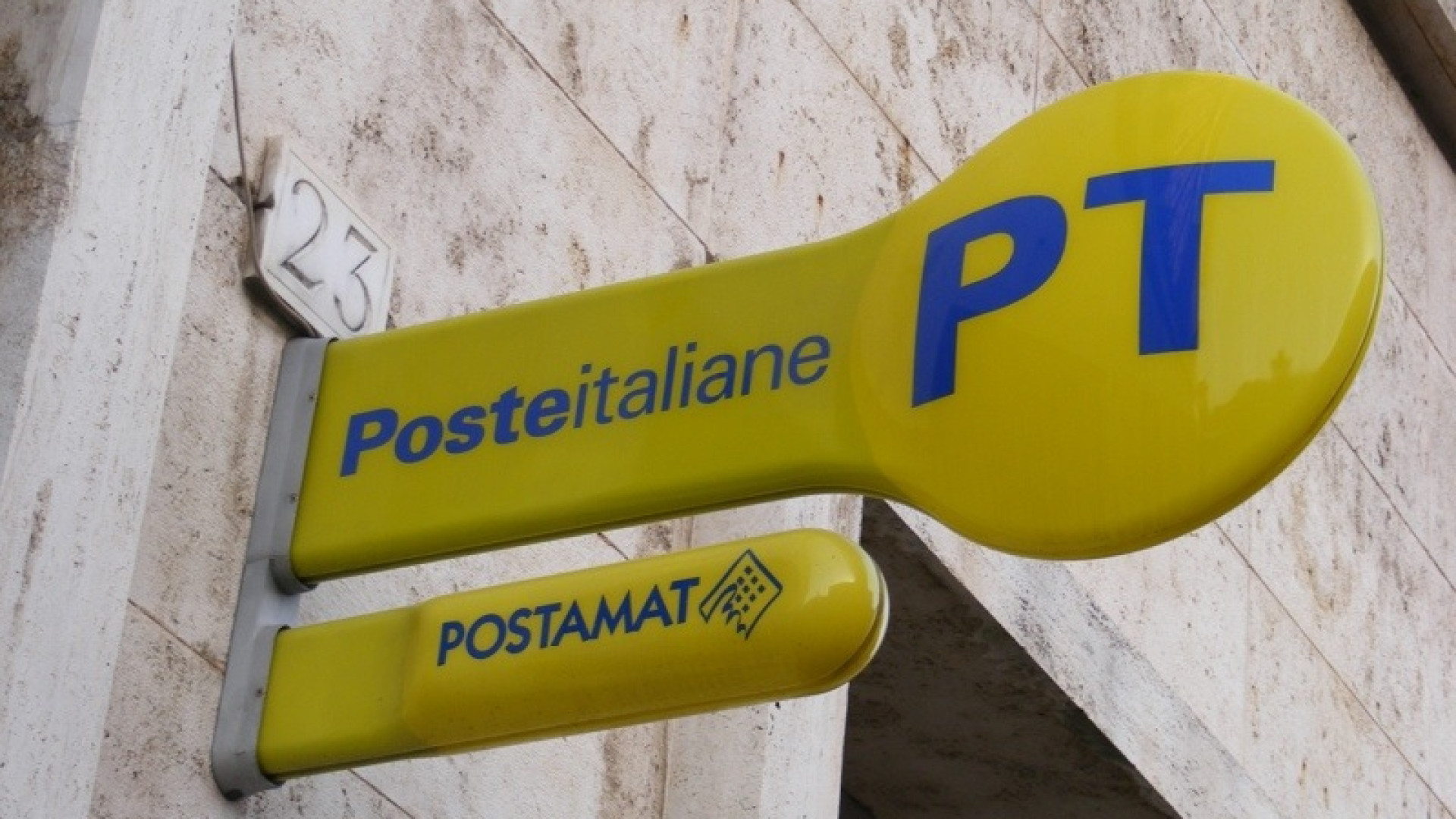 Poste Italiane, sciopero in vista contro la chiusura degli sportelli