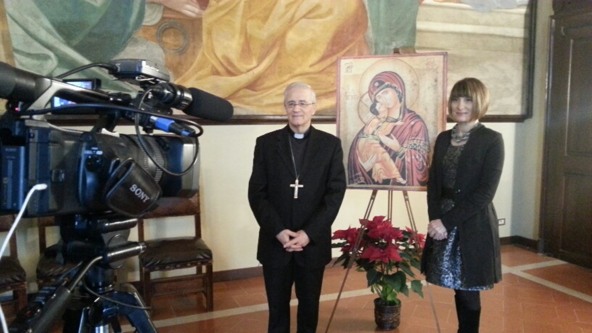 Auguri del Vescovo: "Apriamo le porte alla Misericordia accogliendo i bisognosi"