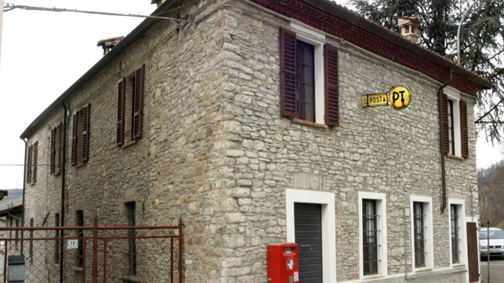 Chiusura sportelli postali, Busca: “Perché Bettola non è stato convocato?”