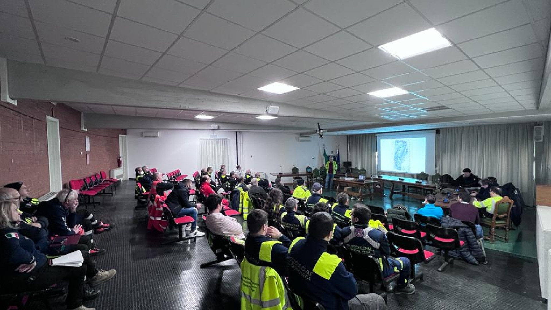 Partito il corso di Protezione Civile per emergenze idrauliche e idrogeologiche