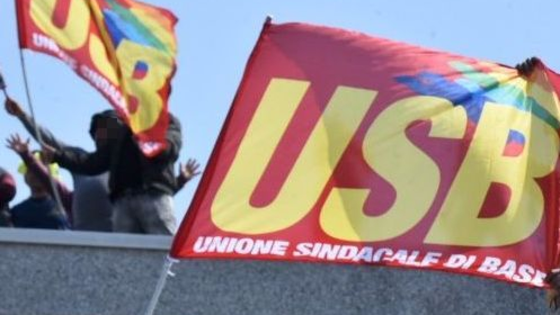 Picchetti dei facchini al magazzino Gls, assolti tre dirigenti sindacali Usb