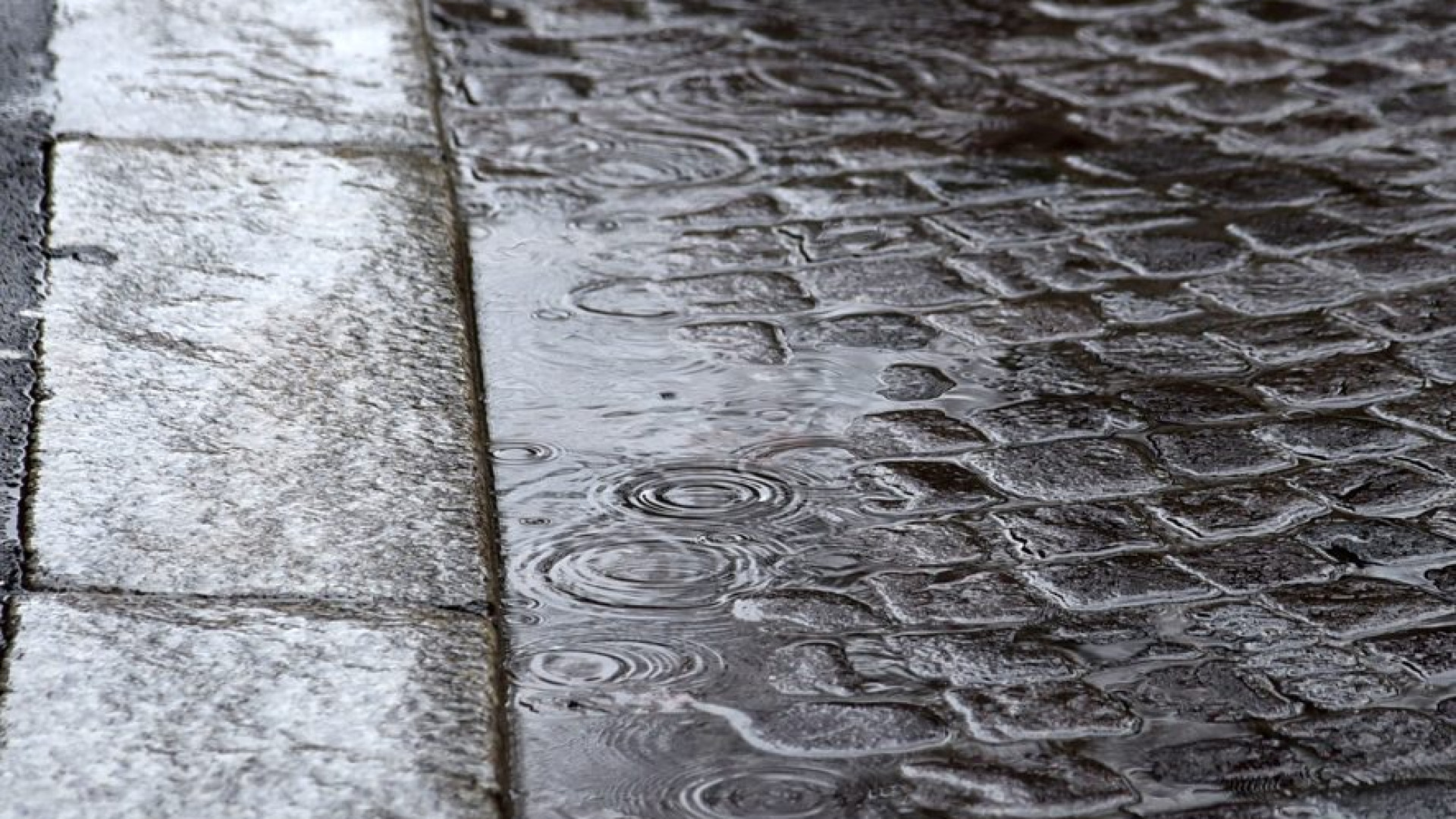 Forti temporali in arrivo su tutta la provincia: scatta la nuova allerta meteo