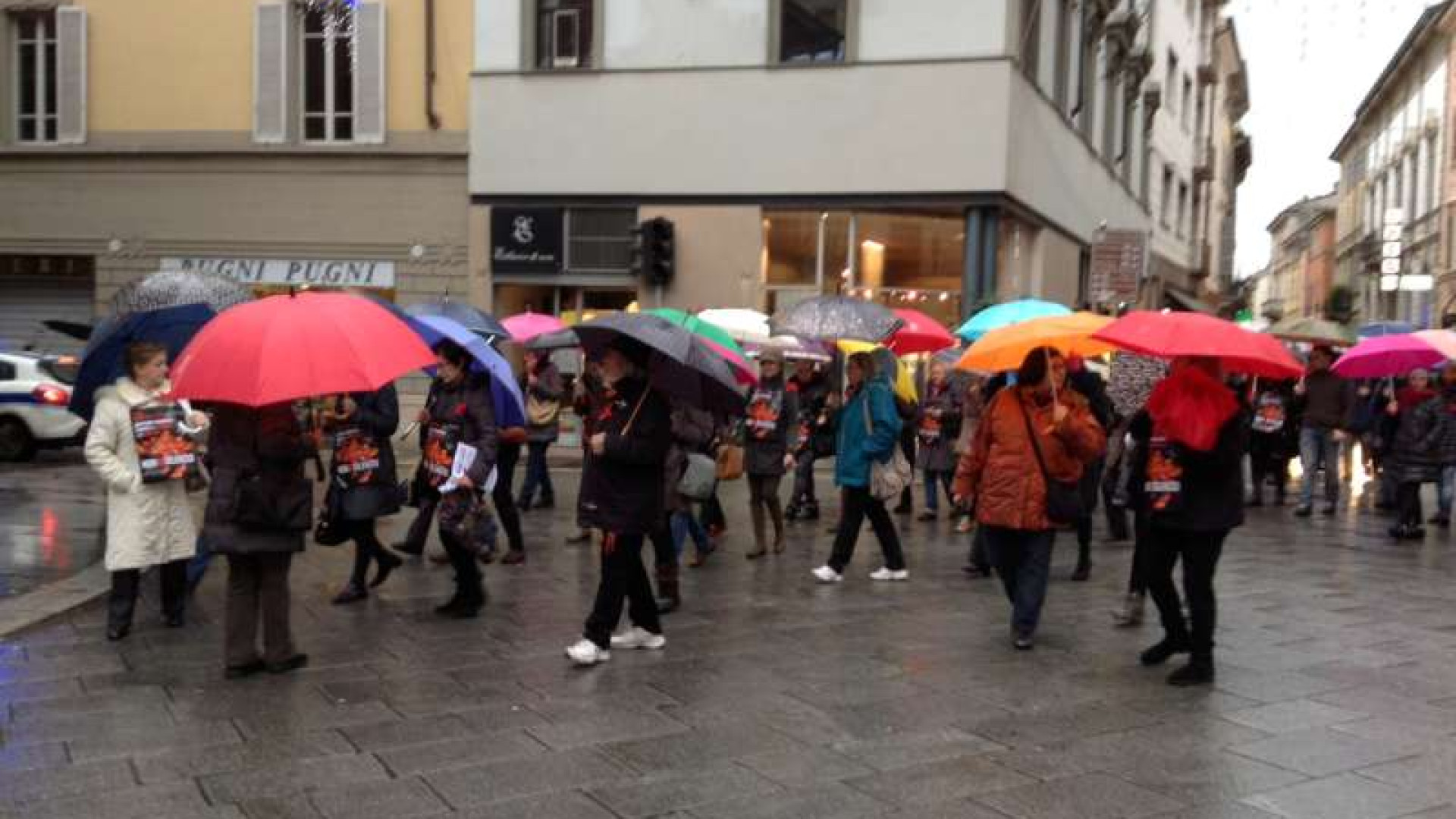 Uomini in corteo per difendere la libertà delle donne: sabato il sit-in