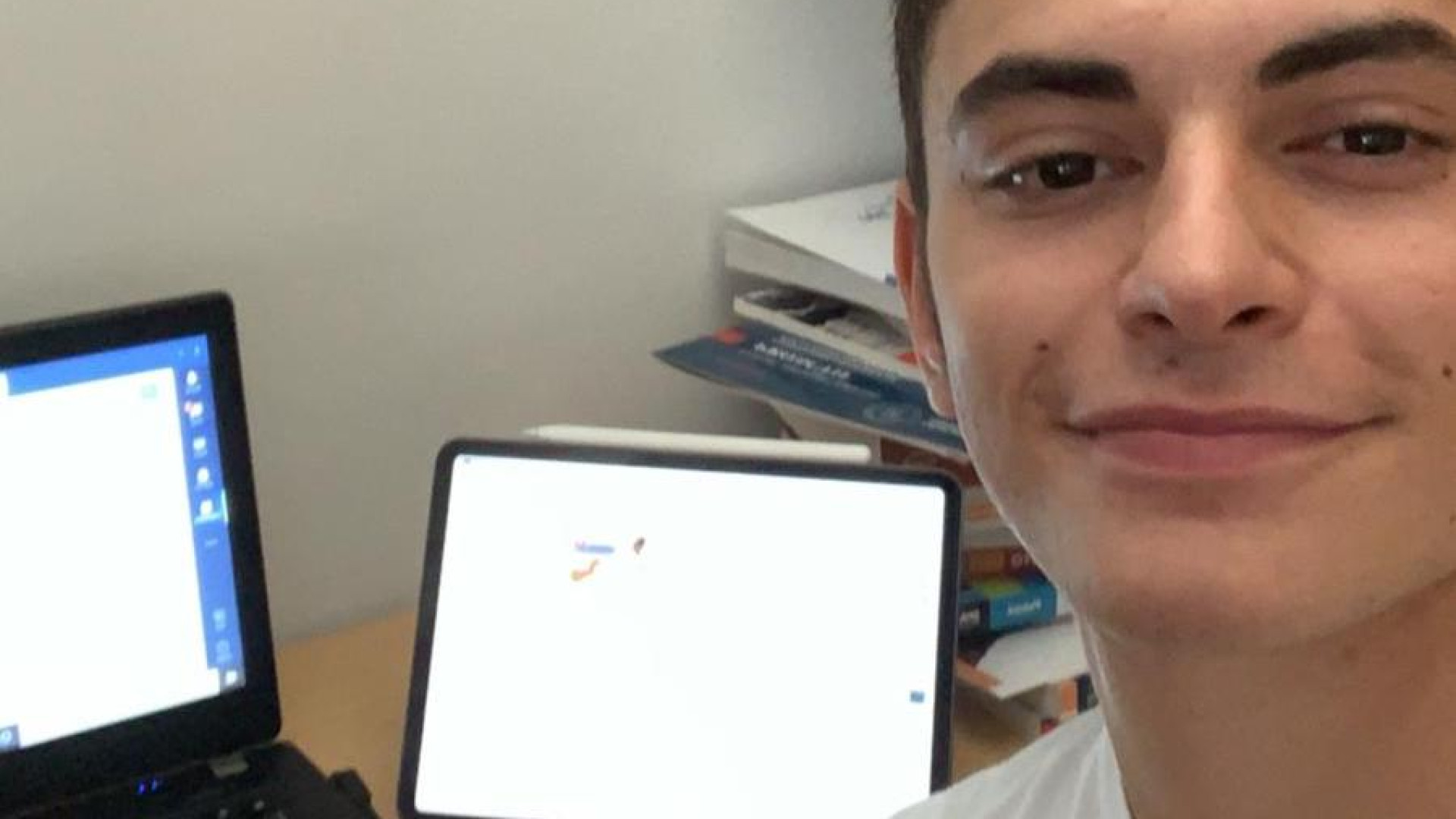 Scuola, il primo giorno di Alex: “Collegato da casa, lontano da prof e compagni”