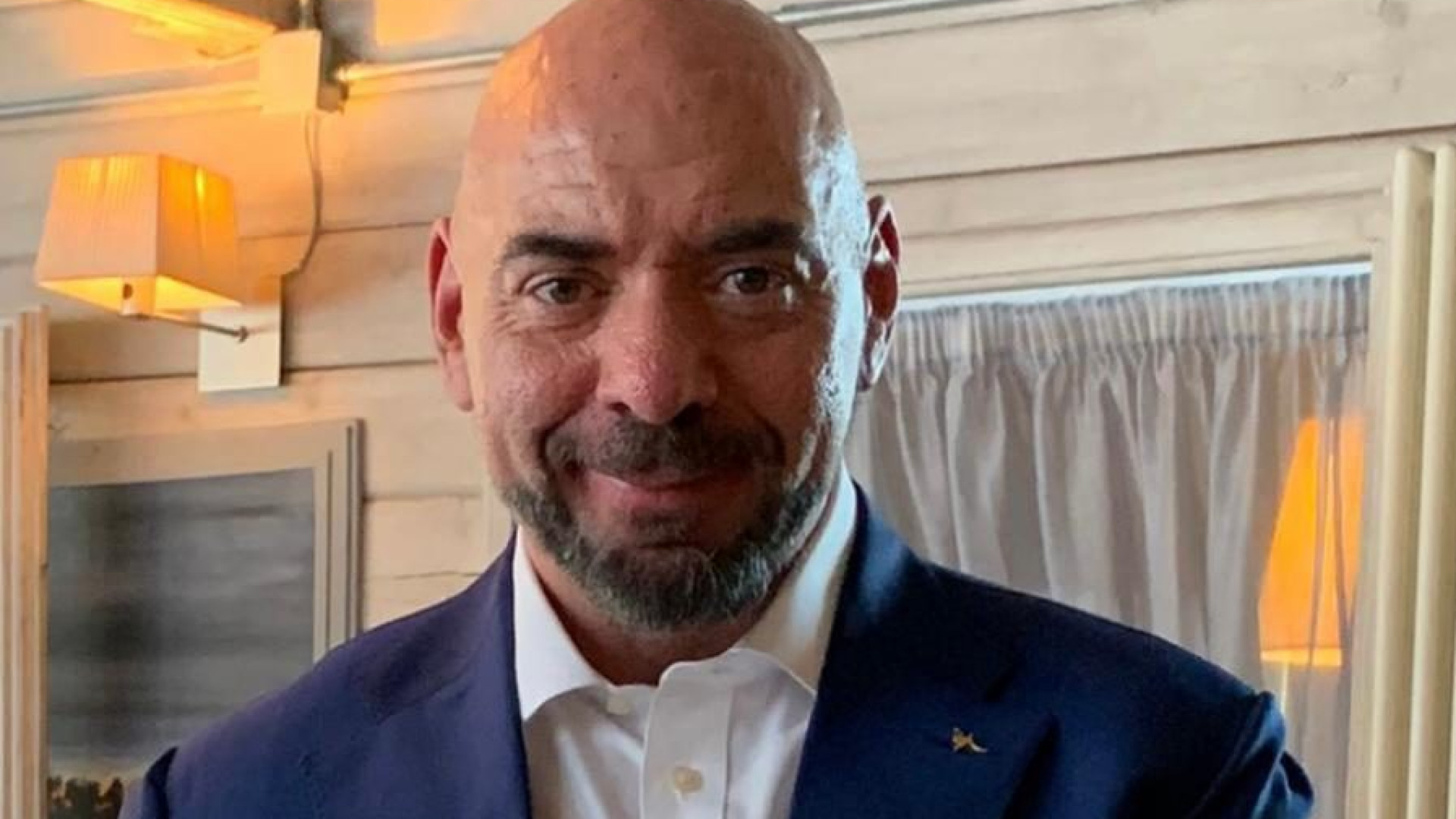 Caro energia, la Fipe lancia l’iniziativa "Bollette in vetrina". "Rischio chiusure"