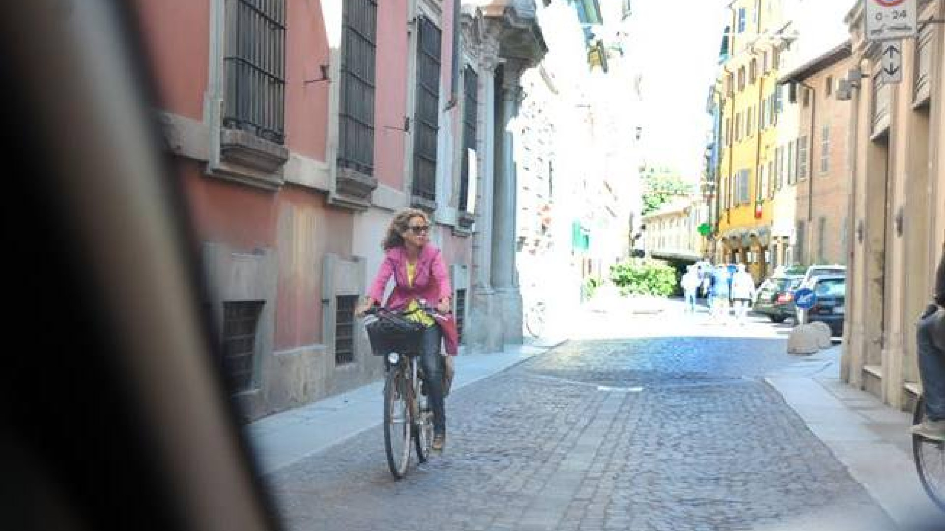Bici contromano: Legambiente chiede al Comune di non revocare l'ordinanza