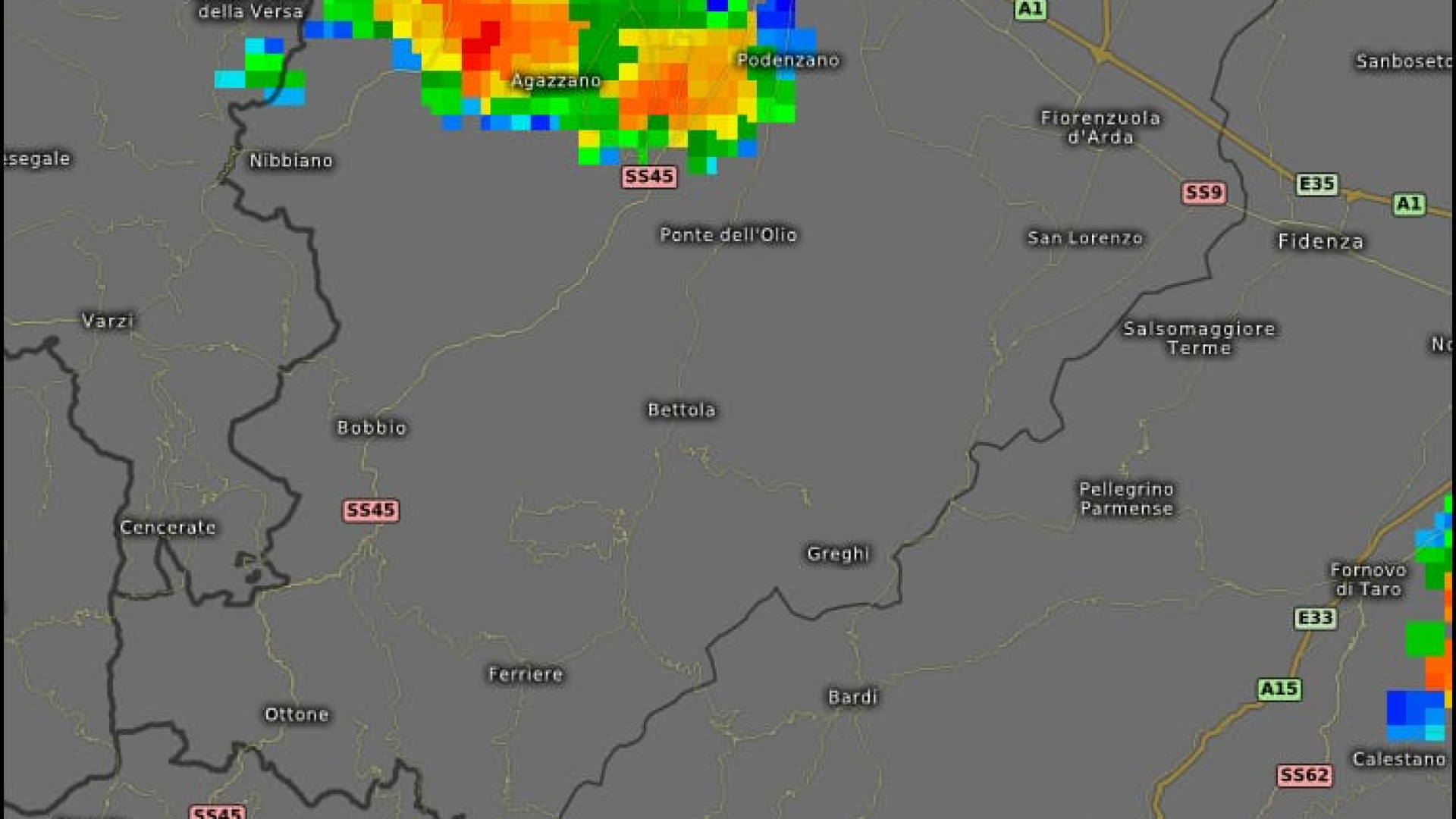 Bombe d'acqua e siccità, il clima è sempre più violento. Parla l'esperto