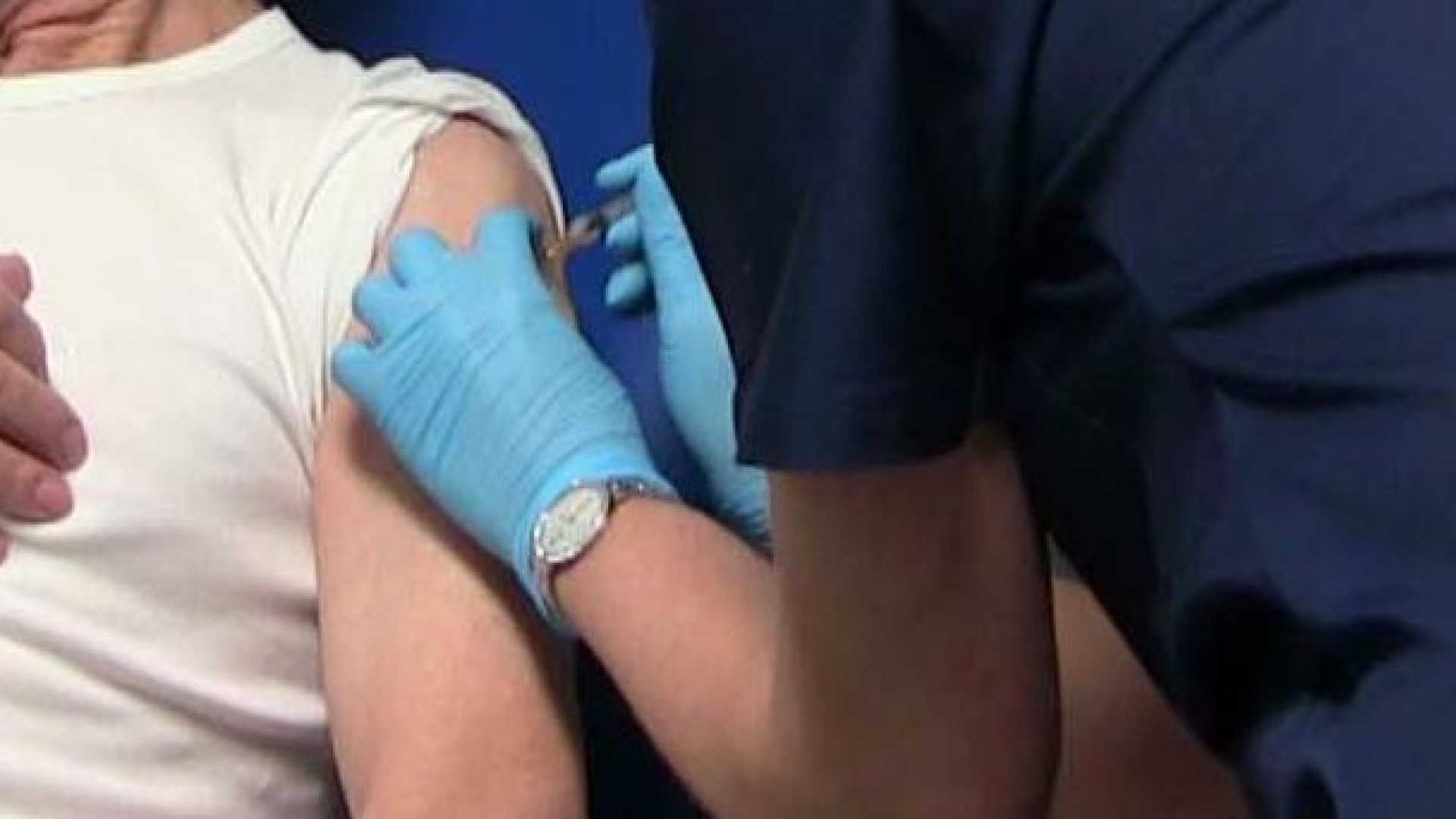 Vaccini, da lunedì 12 aprile al via le prenotazioni per i cittadini dai 70 ai 74 anni
