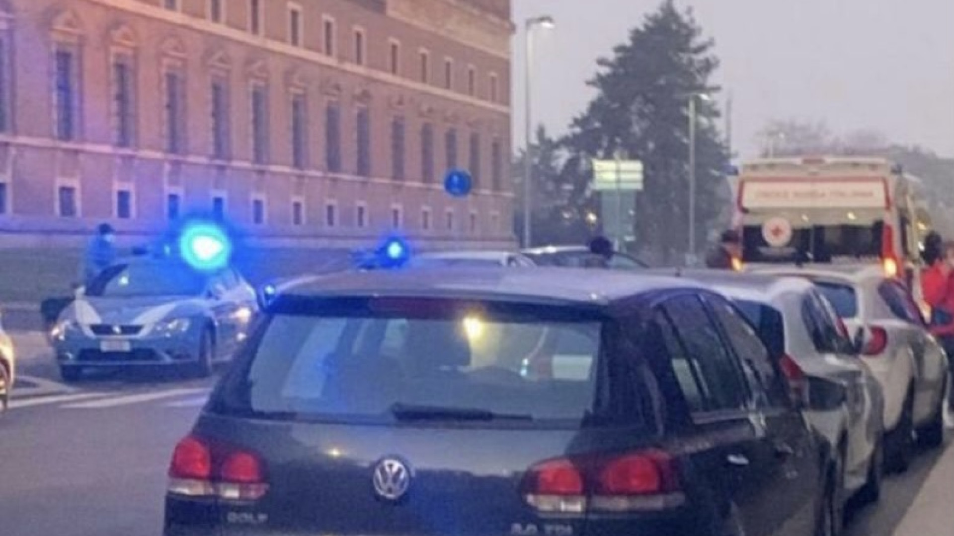 Studente aggredito, identificati dalla polizia due minorenni