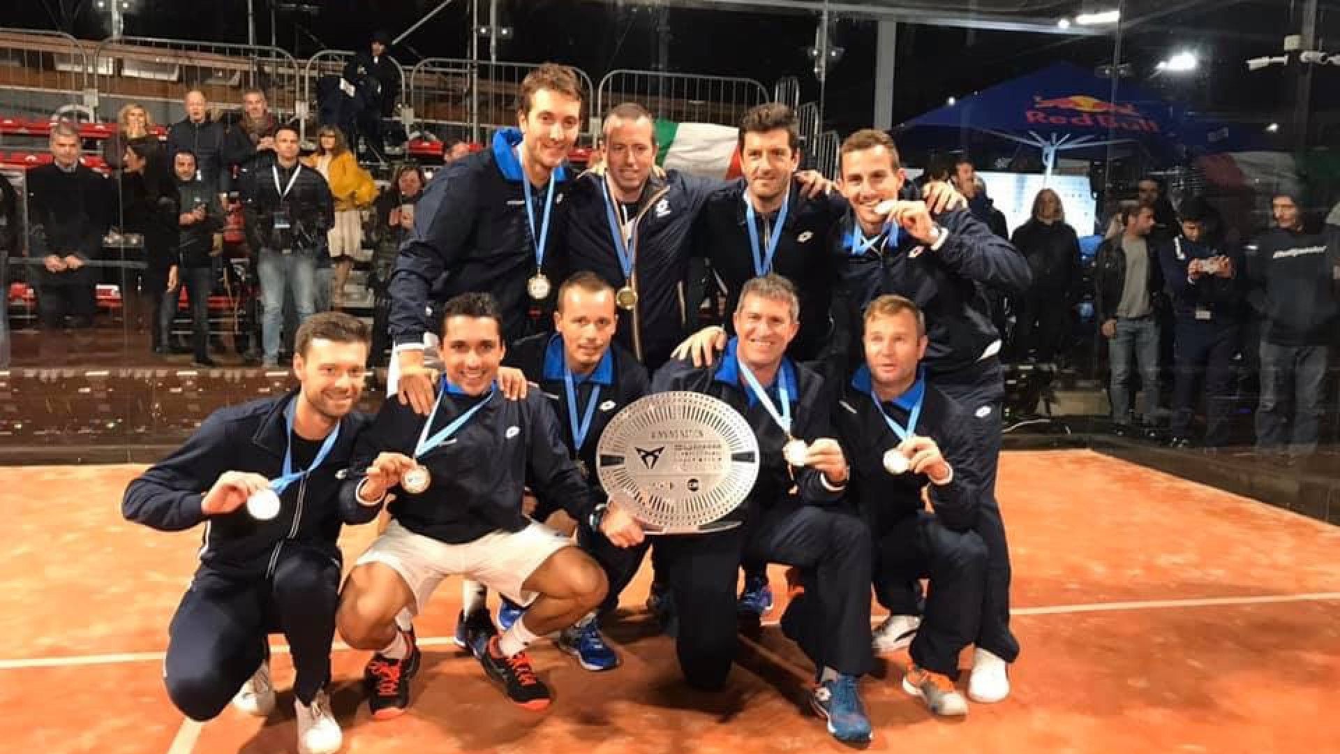 Simone Cremona, fresco campione europeo di padel, a Zona Sport