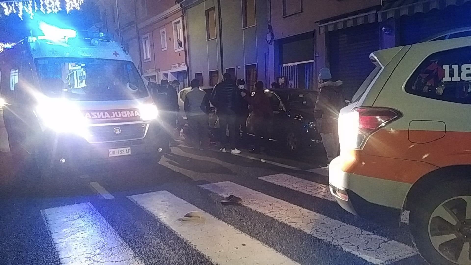 Travolta sabato sera sulle strisce pedonali, 80enne muore in ospedale