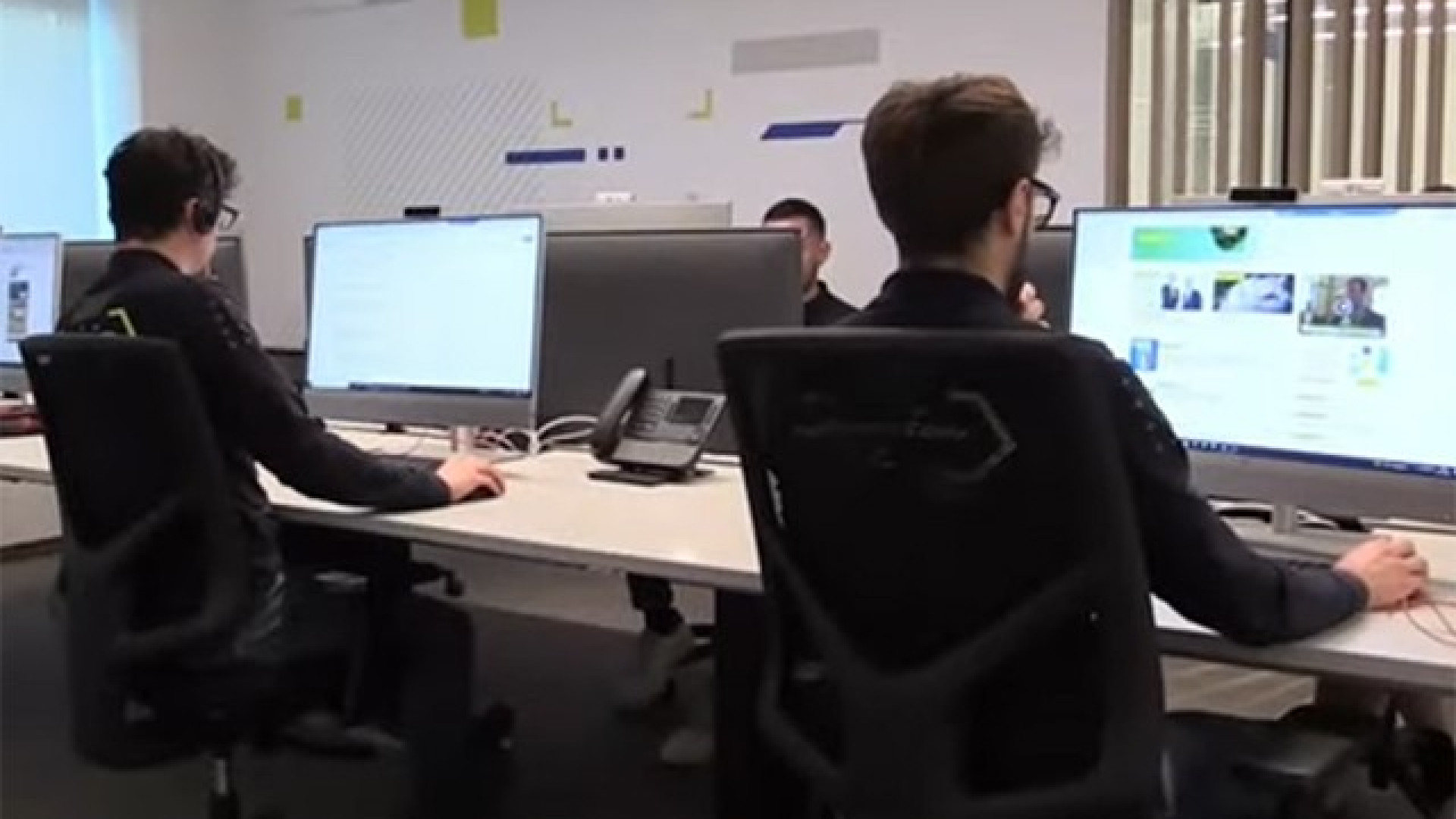 Corso antifrode per 77 direttori degli uffici postali piacentini. I consigli