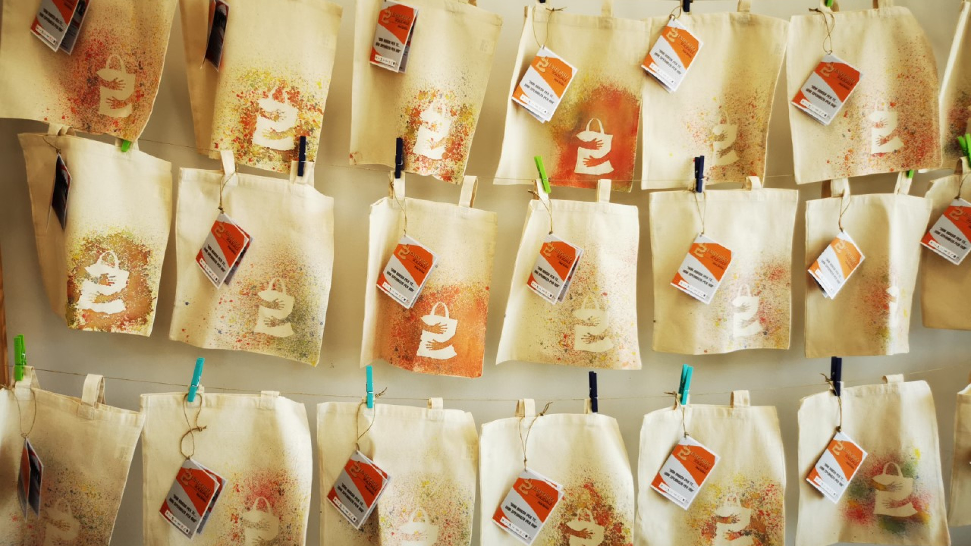 Emporio solidale, triplicate le famiglie da sostenere. Ecco le borsine della solidarietà