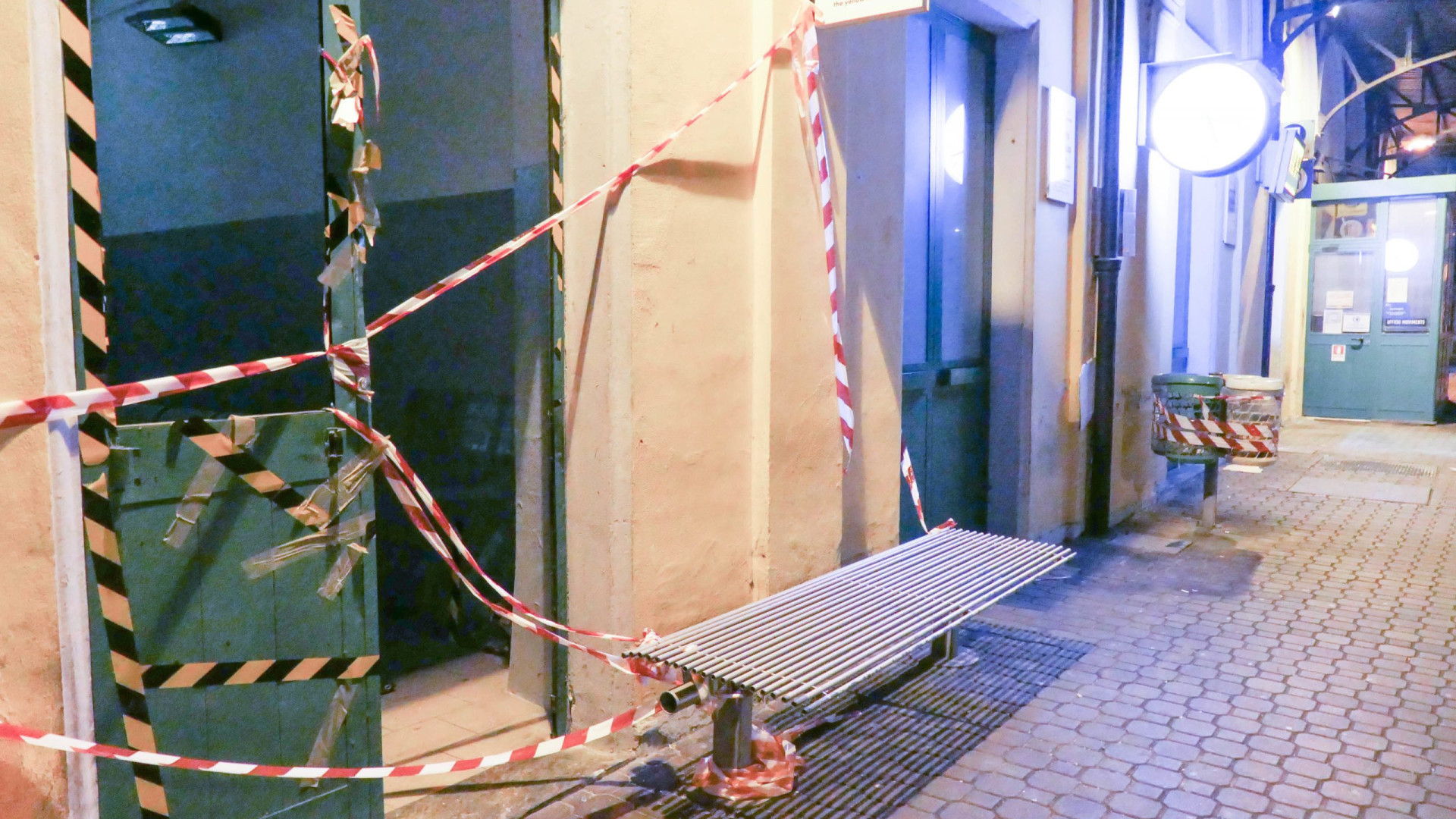 Straniero ubriaco distrugge la stazione di Castello: bloccato dai carabinieri