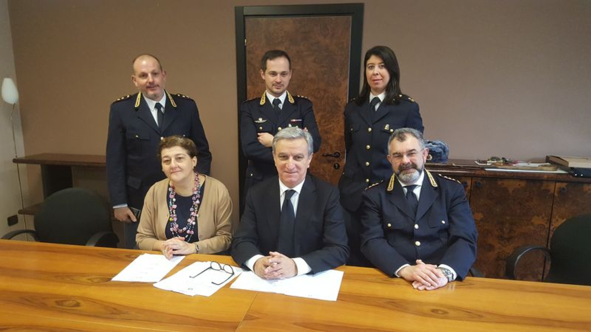 Espulsioni: quasi 900 in tre anni; 60 arresti nel 2017. Il bilancio del questore: "Grazie a tutti"