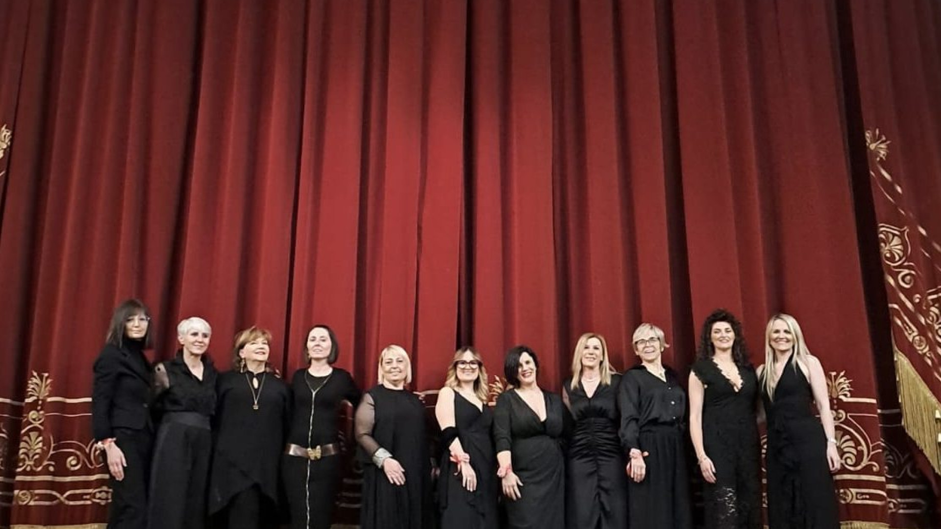 Cantoterapia per bimbi prematuri, fondi dal concerto "Voci di donne per l'aura"