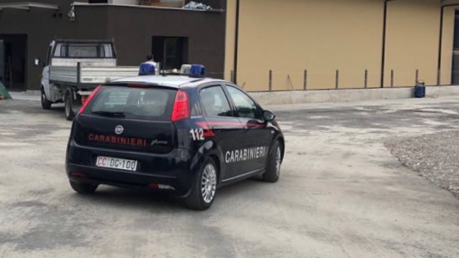 Grave un operaio caduto da 5 metri in una azienda vitivinicola. Trasportato in volo a Parma
