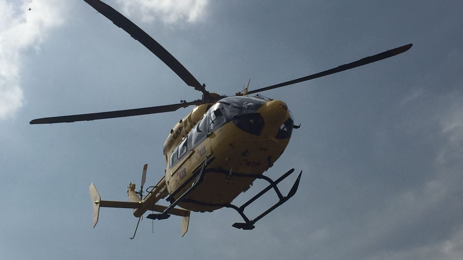 Incidente sul Bagnolo, ciclista cade e si ferisce. Interviene l'elisoccorso