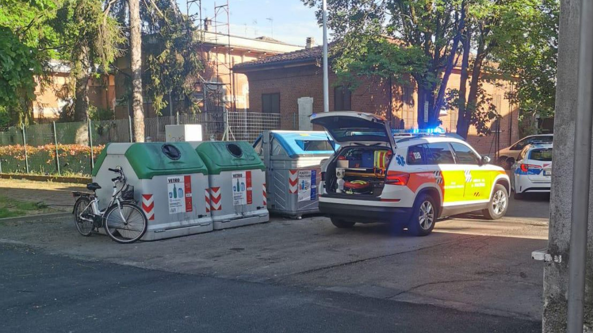 Investì un anziano e fuggì: identificato e denunciato l'uomo alla guida dell'auto