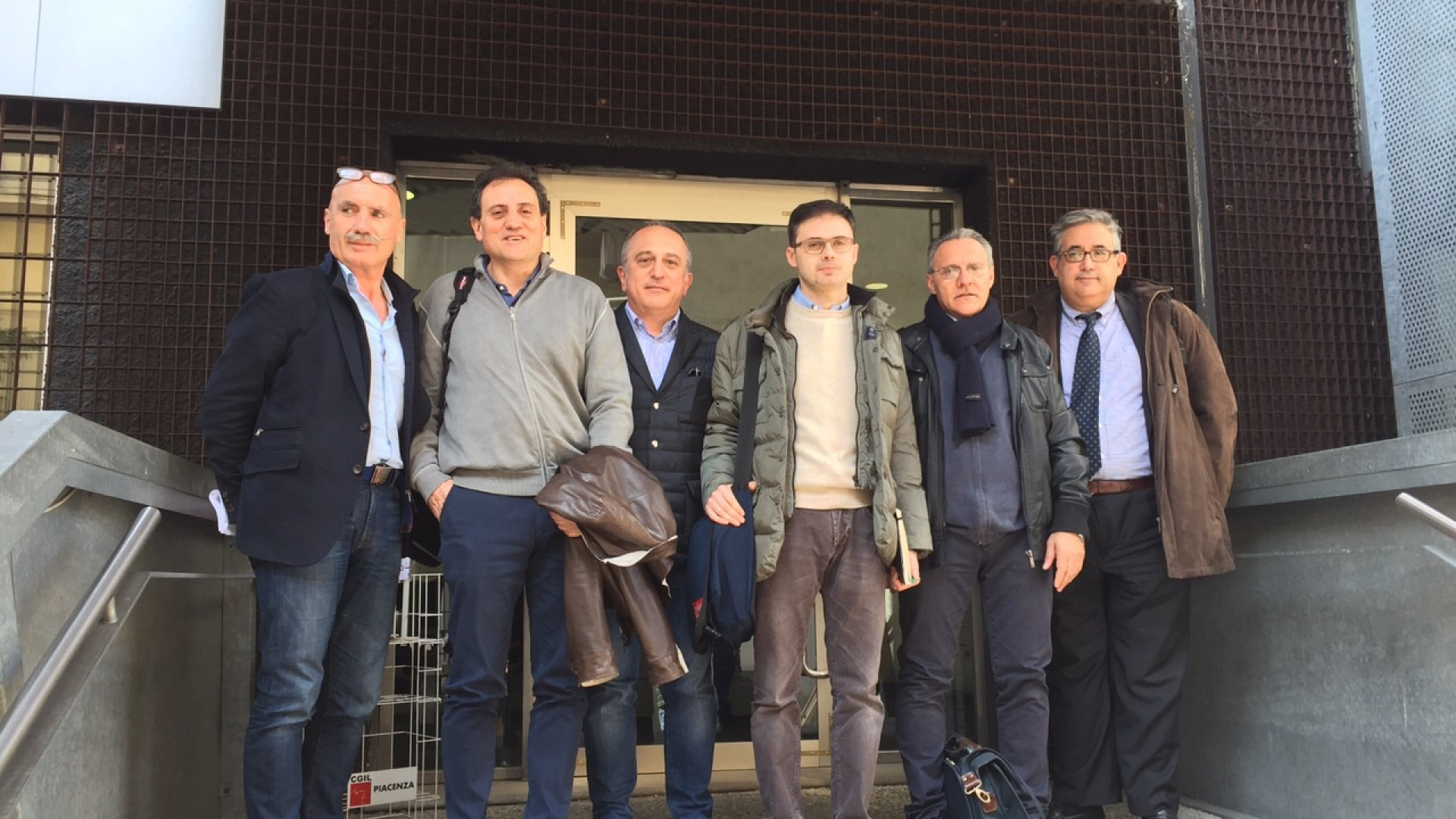 Cambia l'appalto, siglato l'accordo per 18 facchini. Lavoro salvo