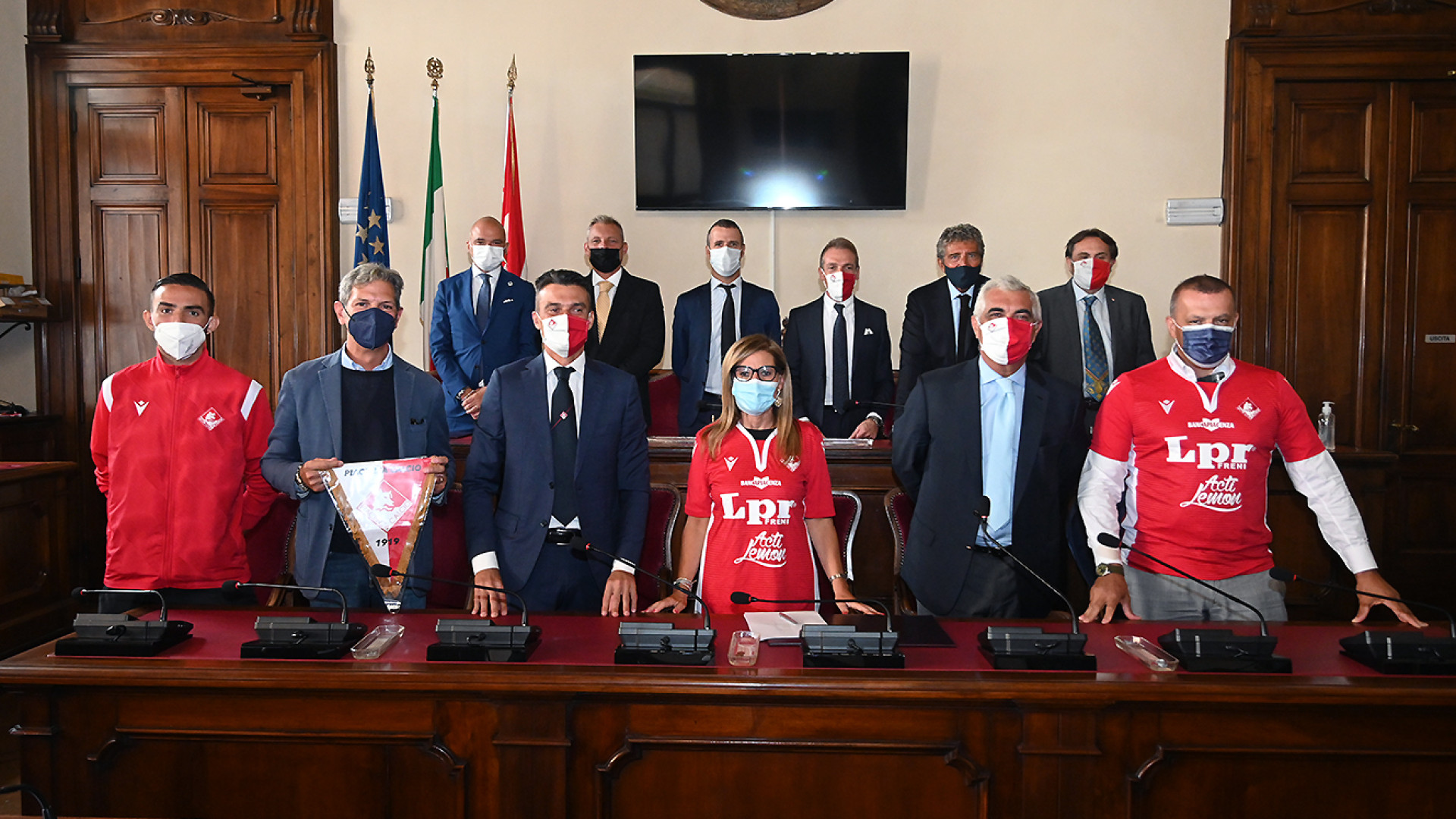 Piace accolto il Comune. Il presidente Pighi: "Siamo alla ricerca di un attaccante"