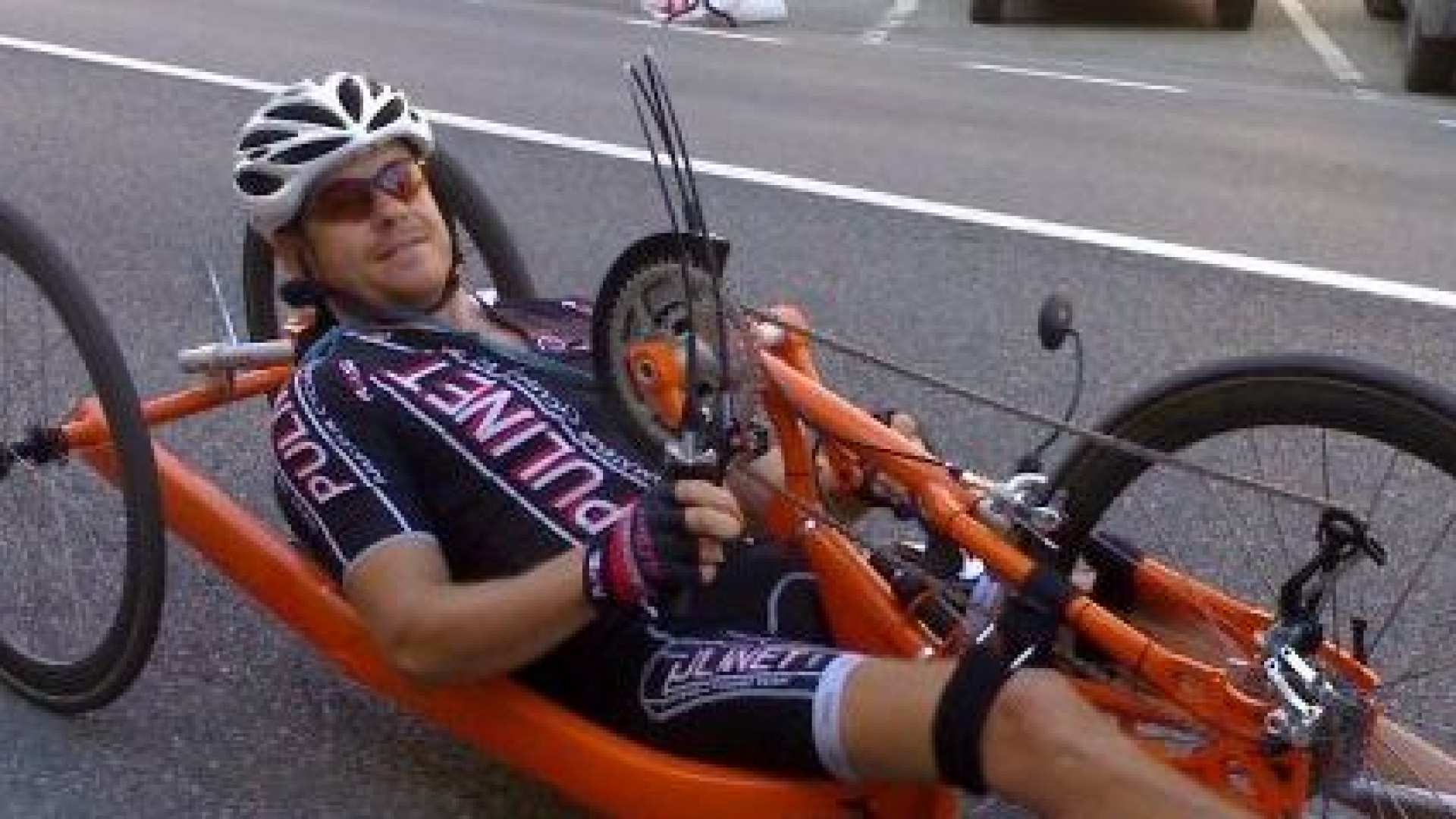 Handbike, il campione: “Cartelli per sensibilizzare gli automobilisti”