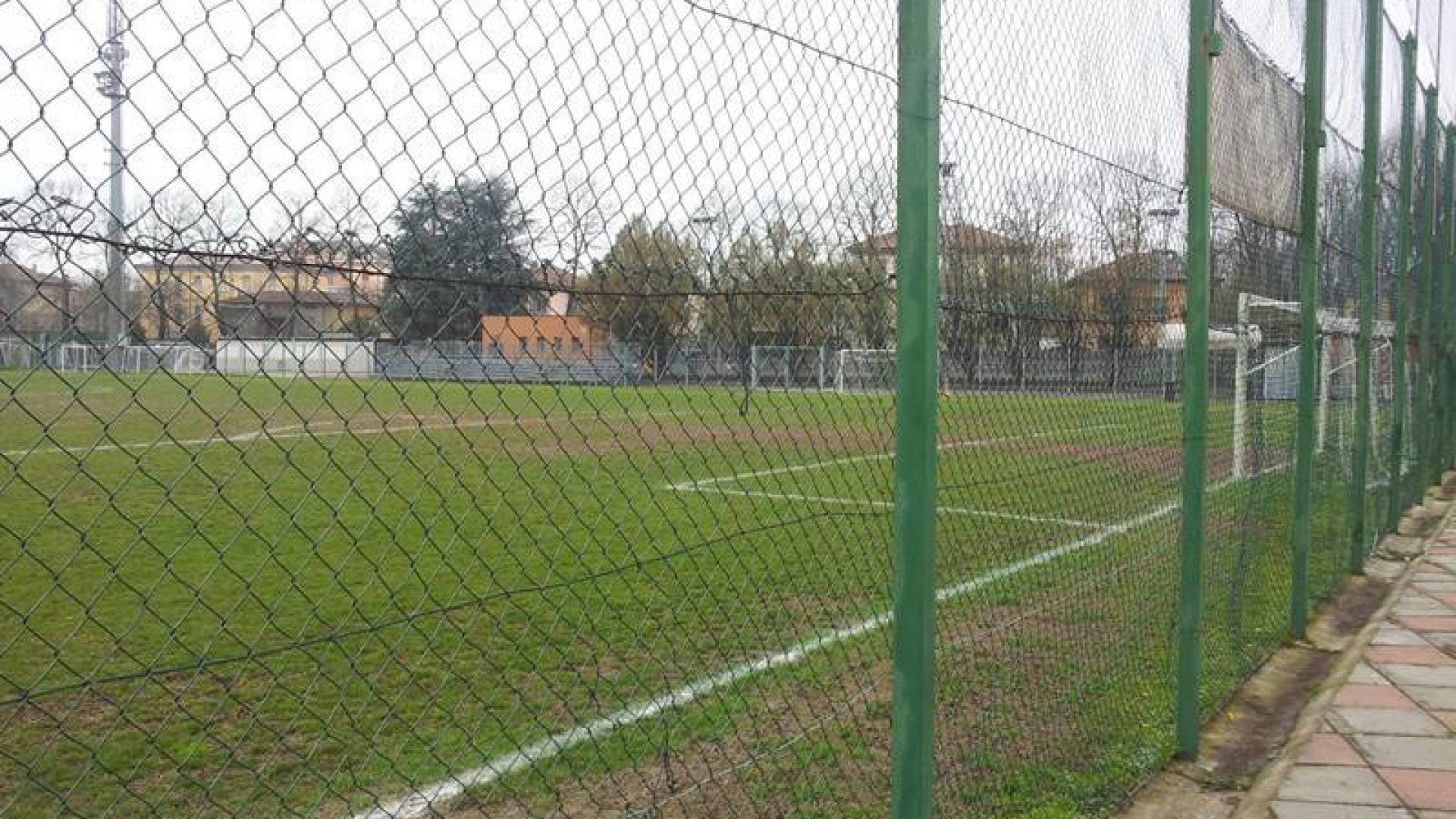 L'arbitro ferito: "Smetto". La Primogenita si difende