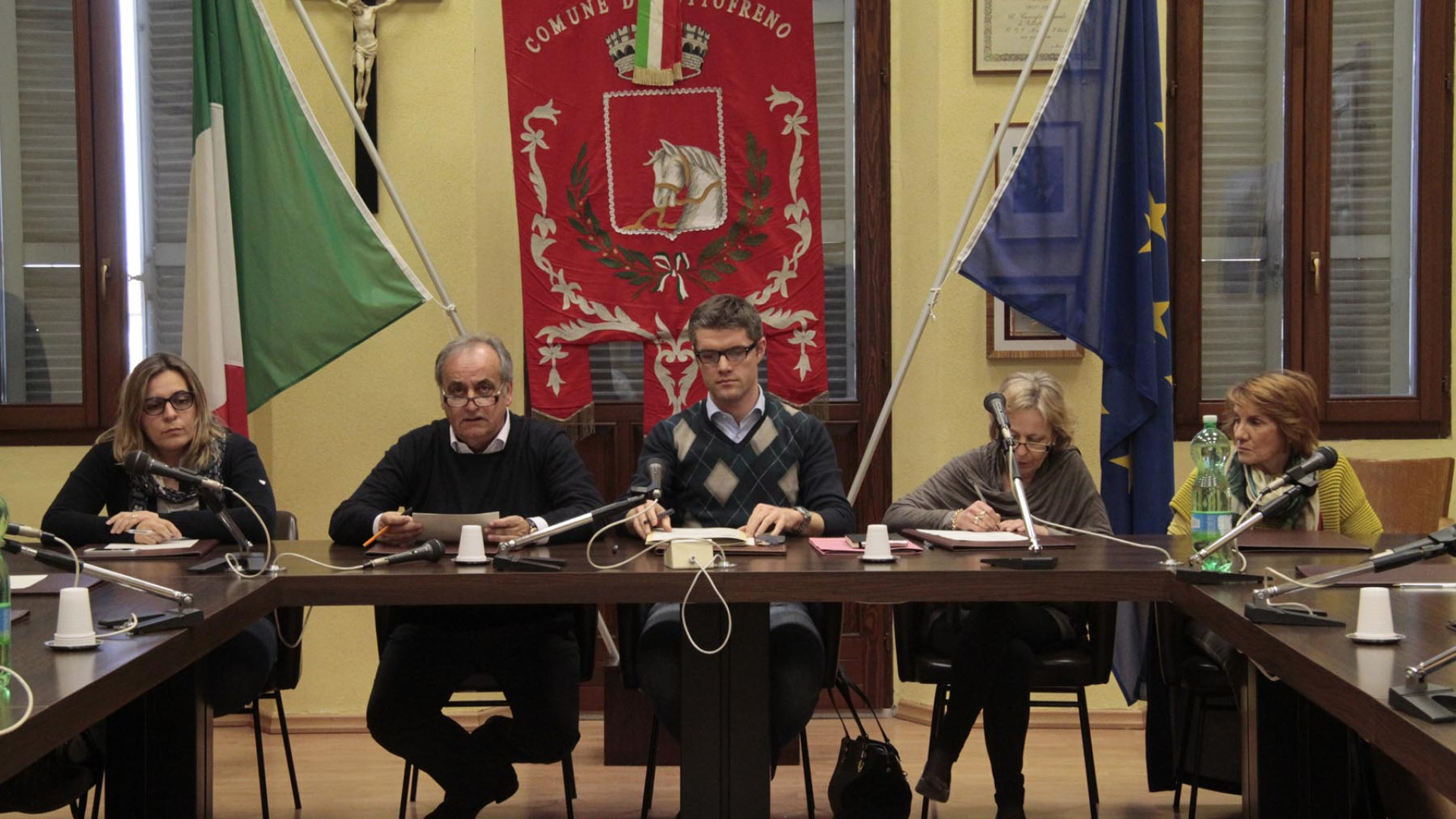 Vicesindaco di Rottofreno indagato lascia. Veneziani: "Prova di dignità"