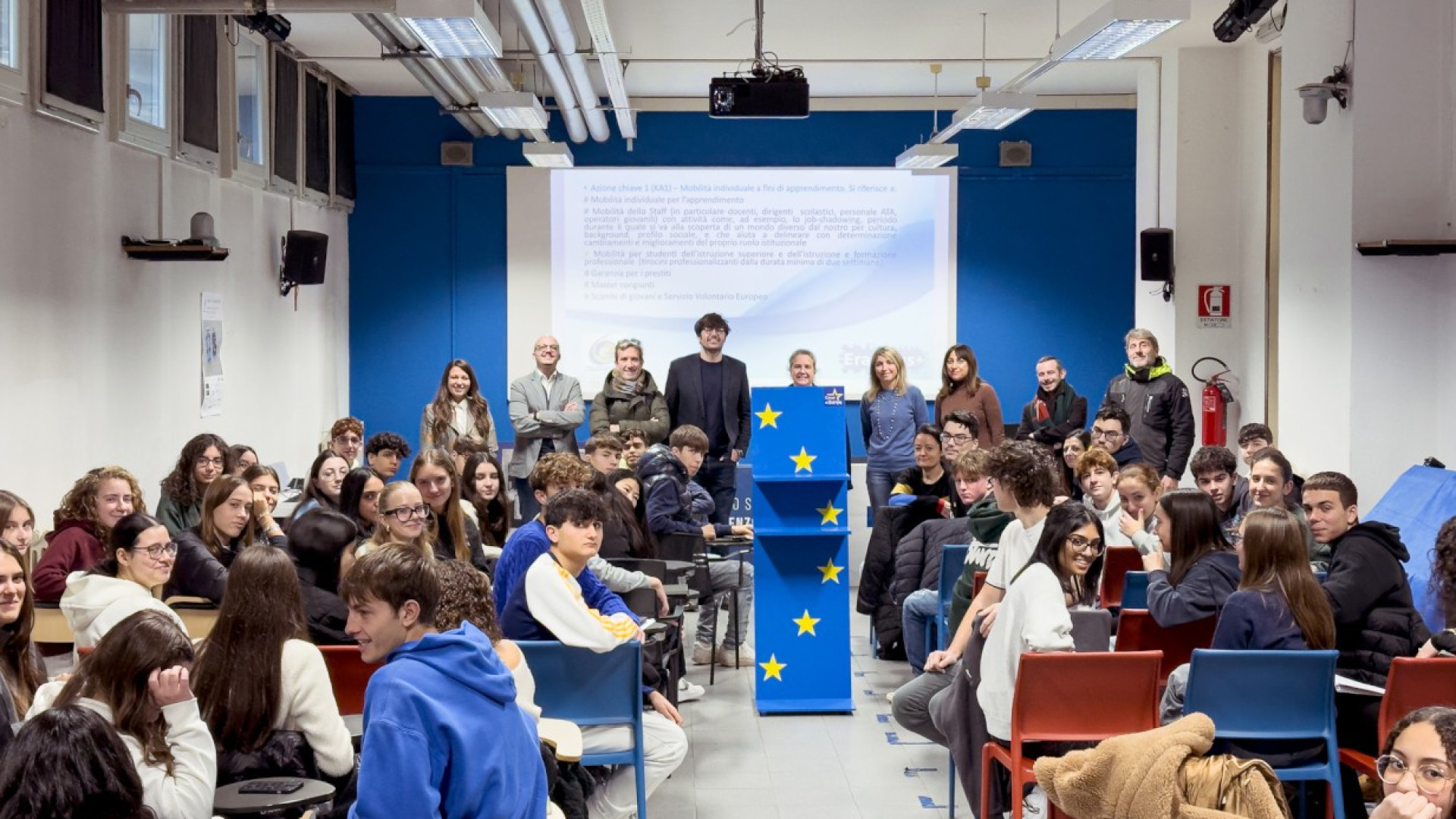 Mobilità giovanile all'estero, nelle scuole di Piacenza approda "Corner of Europe"