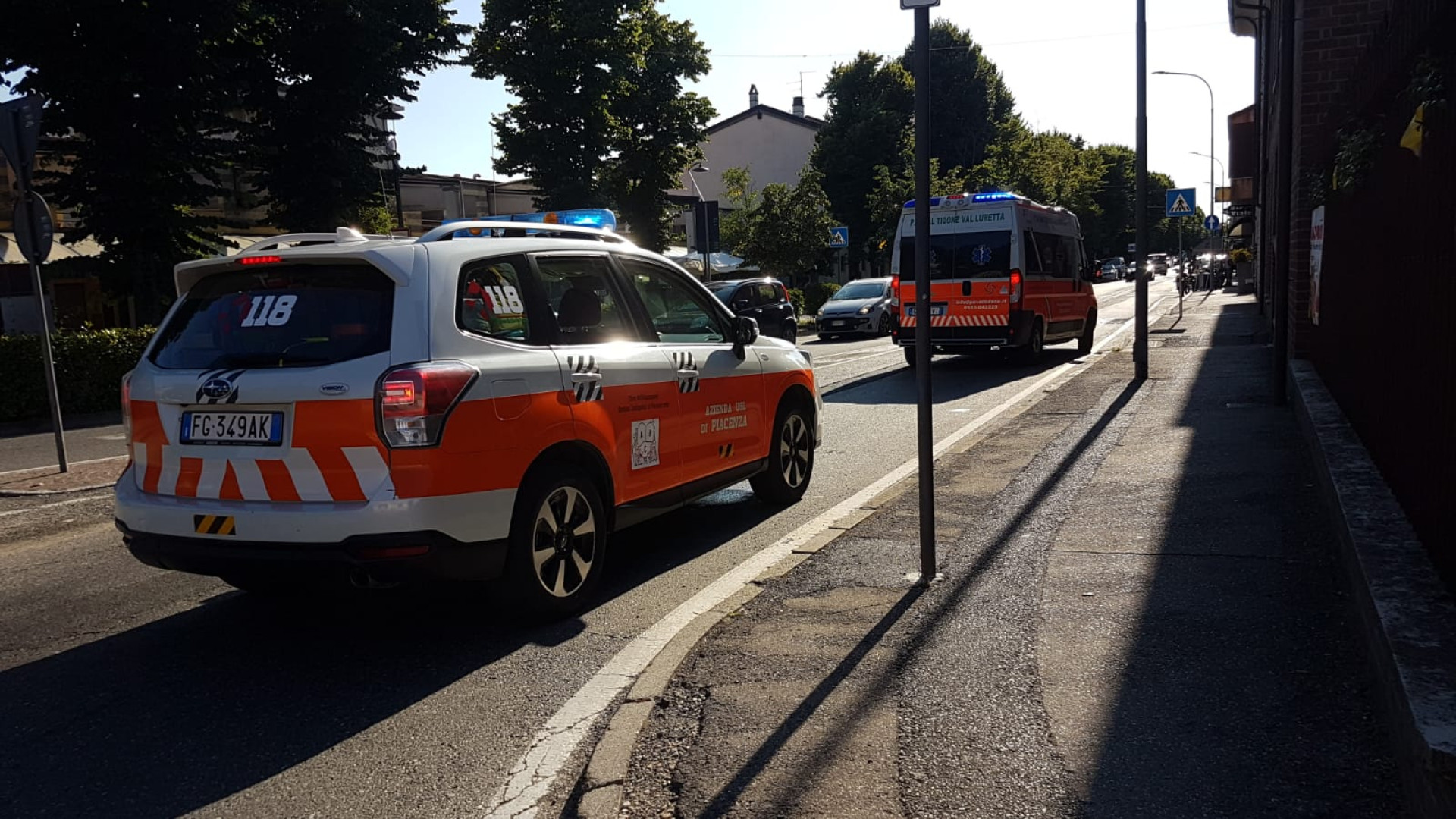 Castel San Giovanni, cade dalla bici e batte la testa: ferita una donna