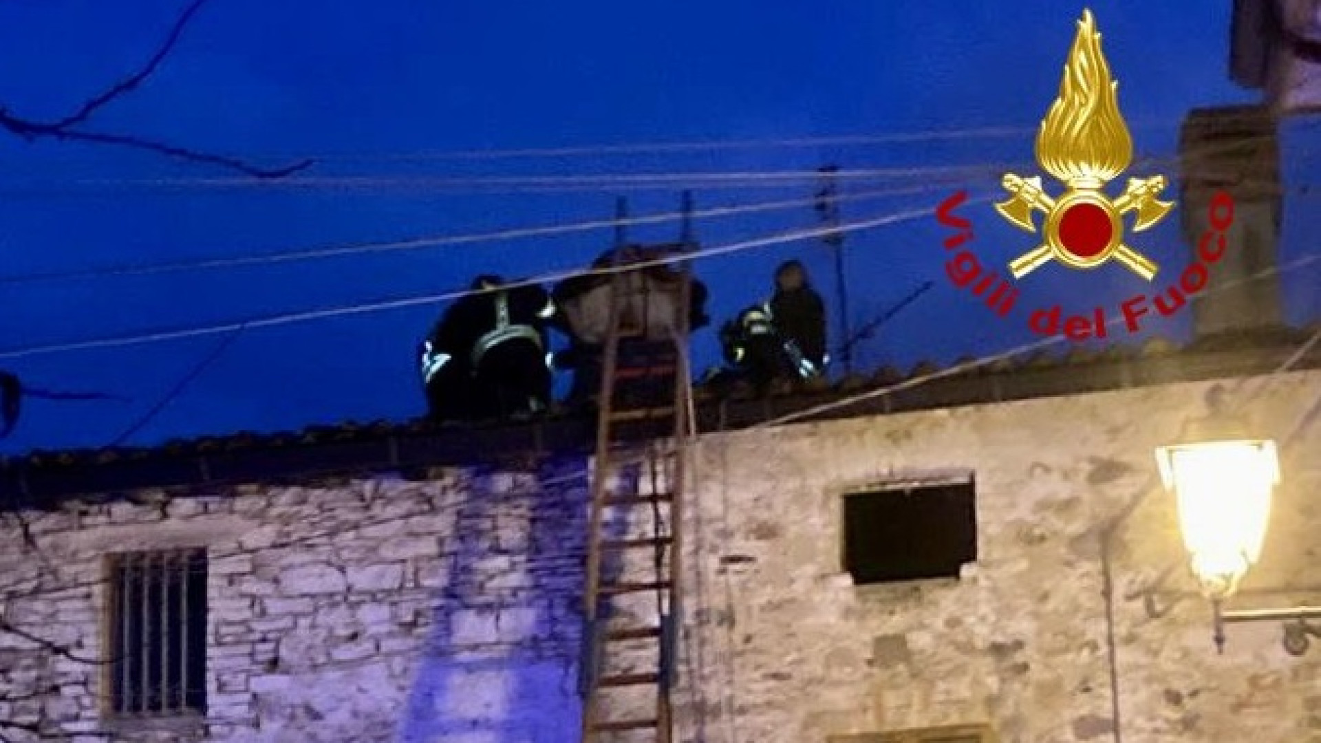 Incendio in un'abitazione a San Michele di Morfasso: famiglia intossicata dal fumo
