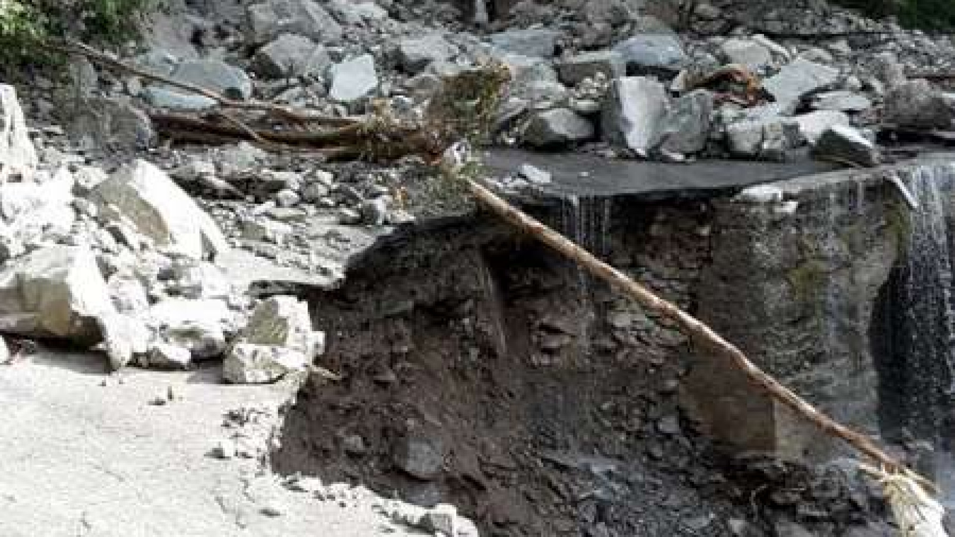 Alluvione: carabinieri al lavoro per cercare eventuali responsabilità