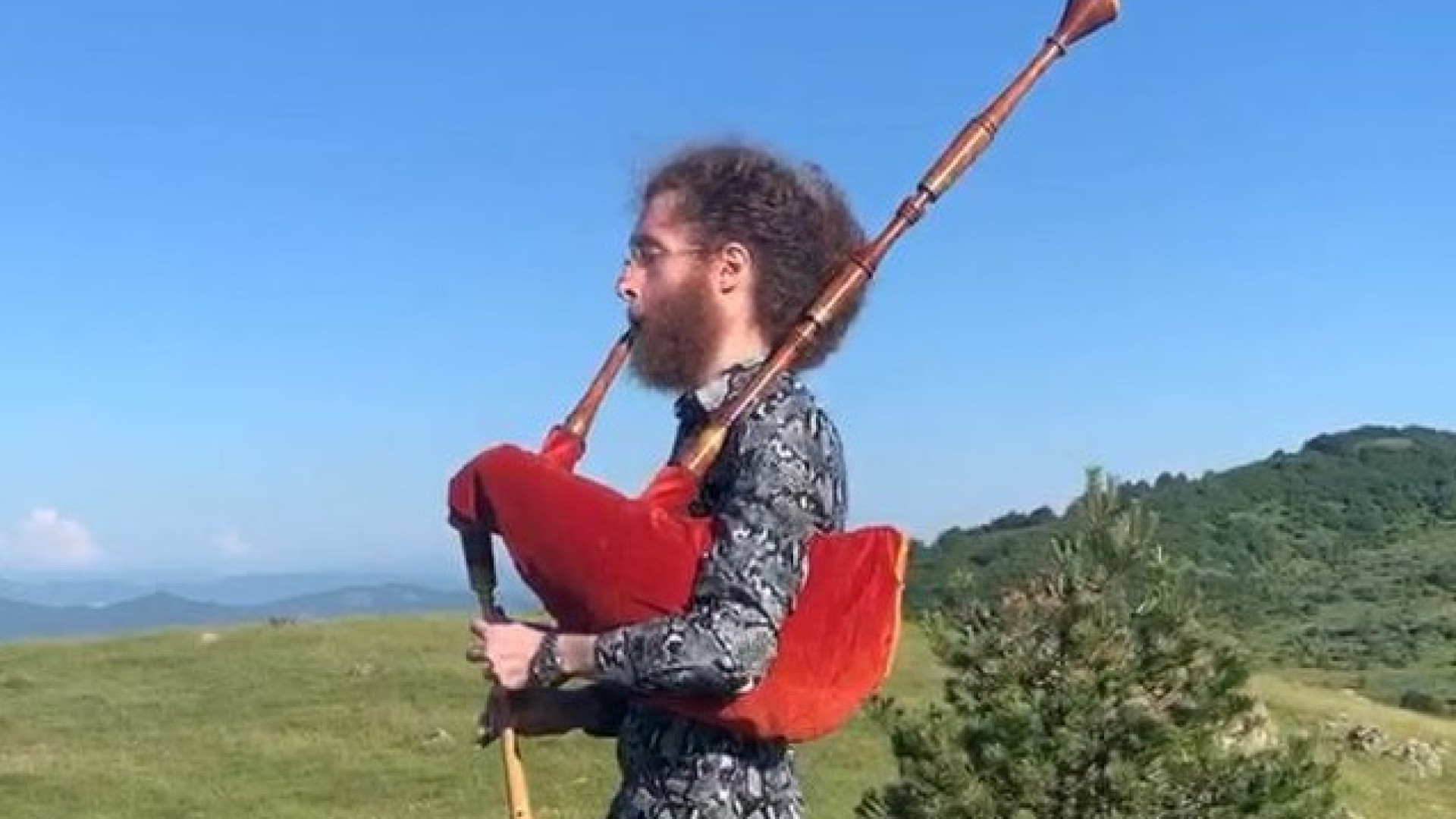 Cammini, pascoli, antichi borghi e tanta musica. Si parte a Pecorara