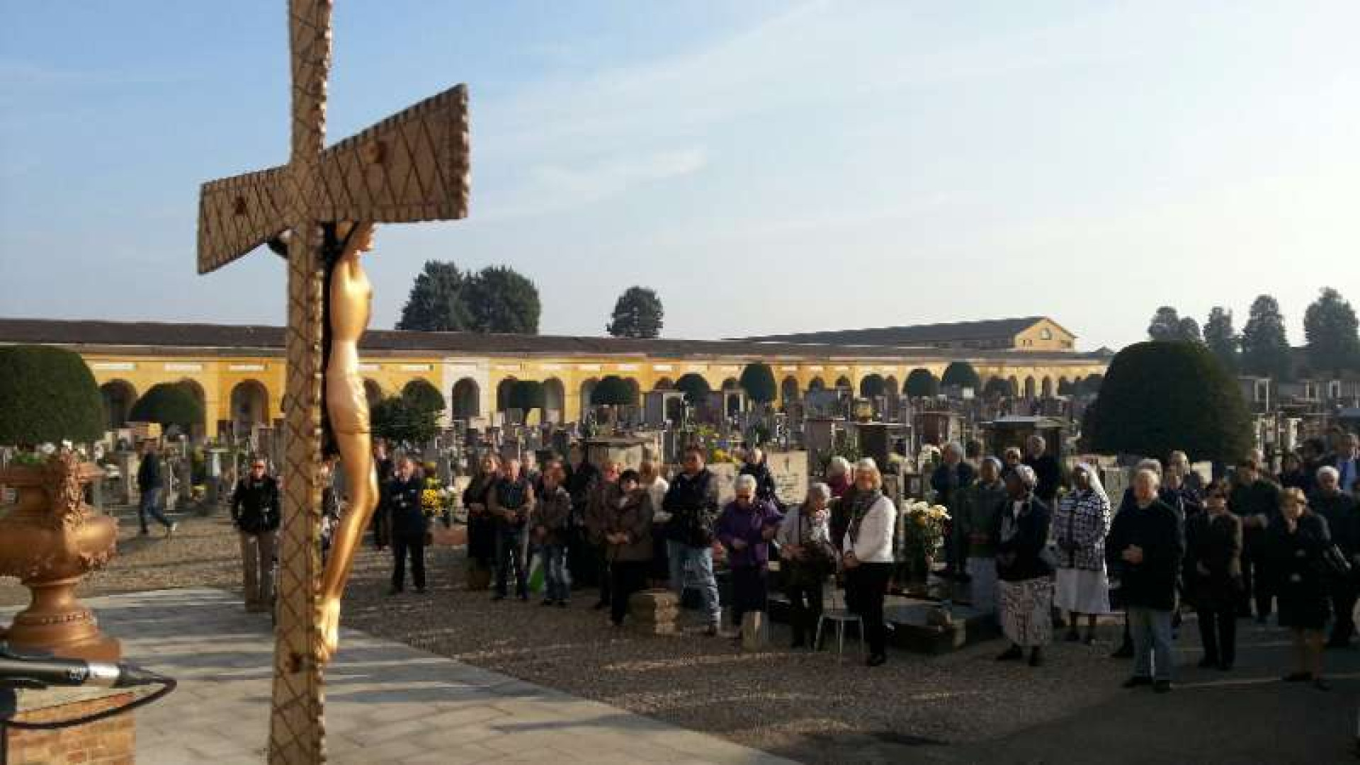 Ognissanti e commemorazione defunti, messe al cimitero di Piacenza
