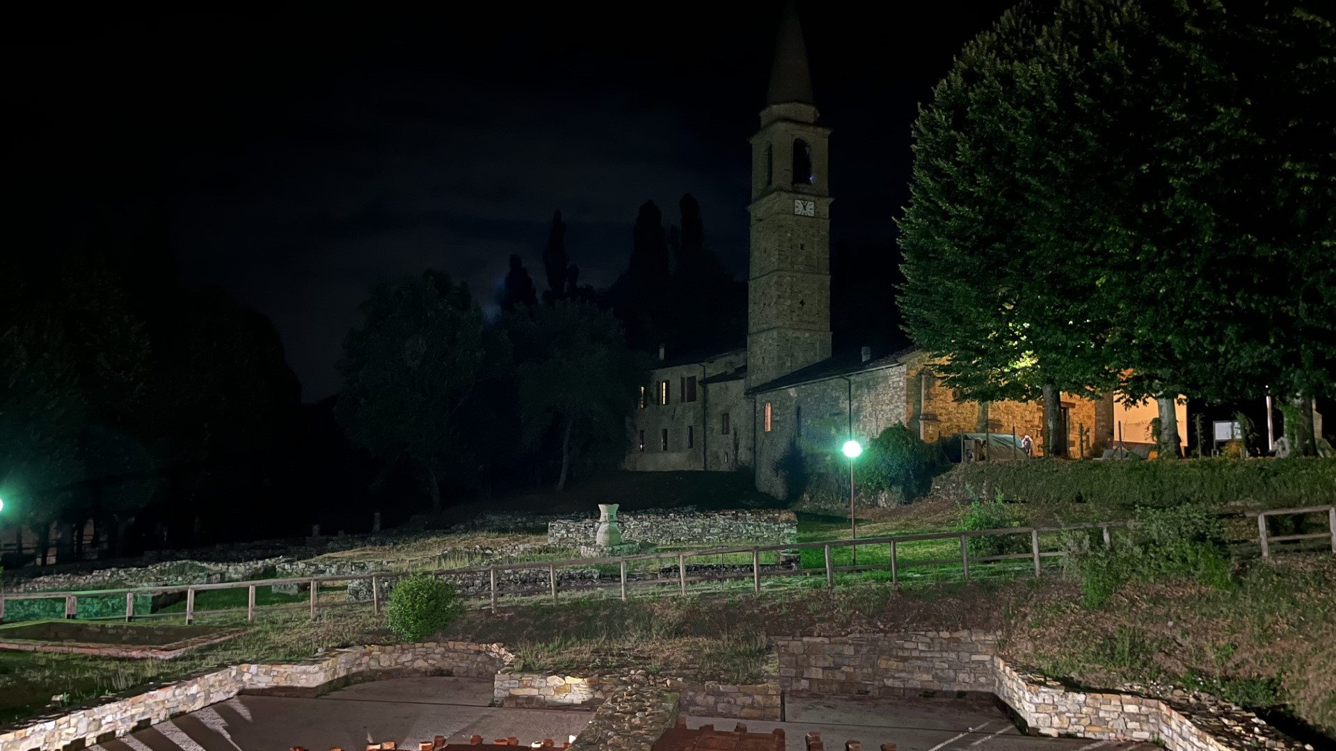 Le stelle sono più belle viste dal sito archeologico di Veleia. "Una serata speciale"
