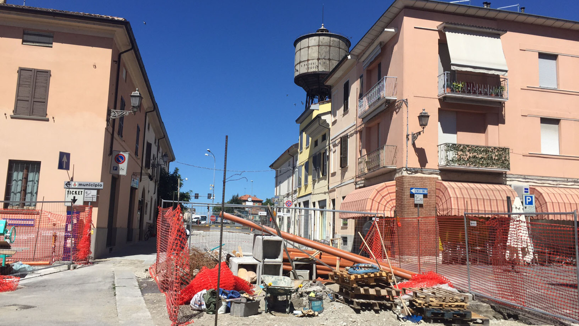 Fiorenzuola, lavori in corso Garibaldi: "Per i soccorritori difficile intervenire"