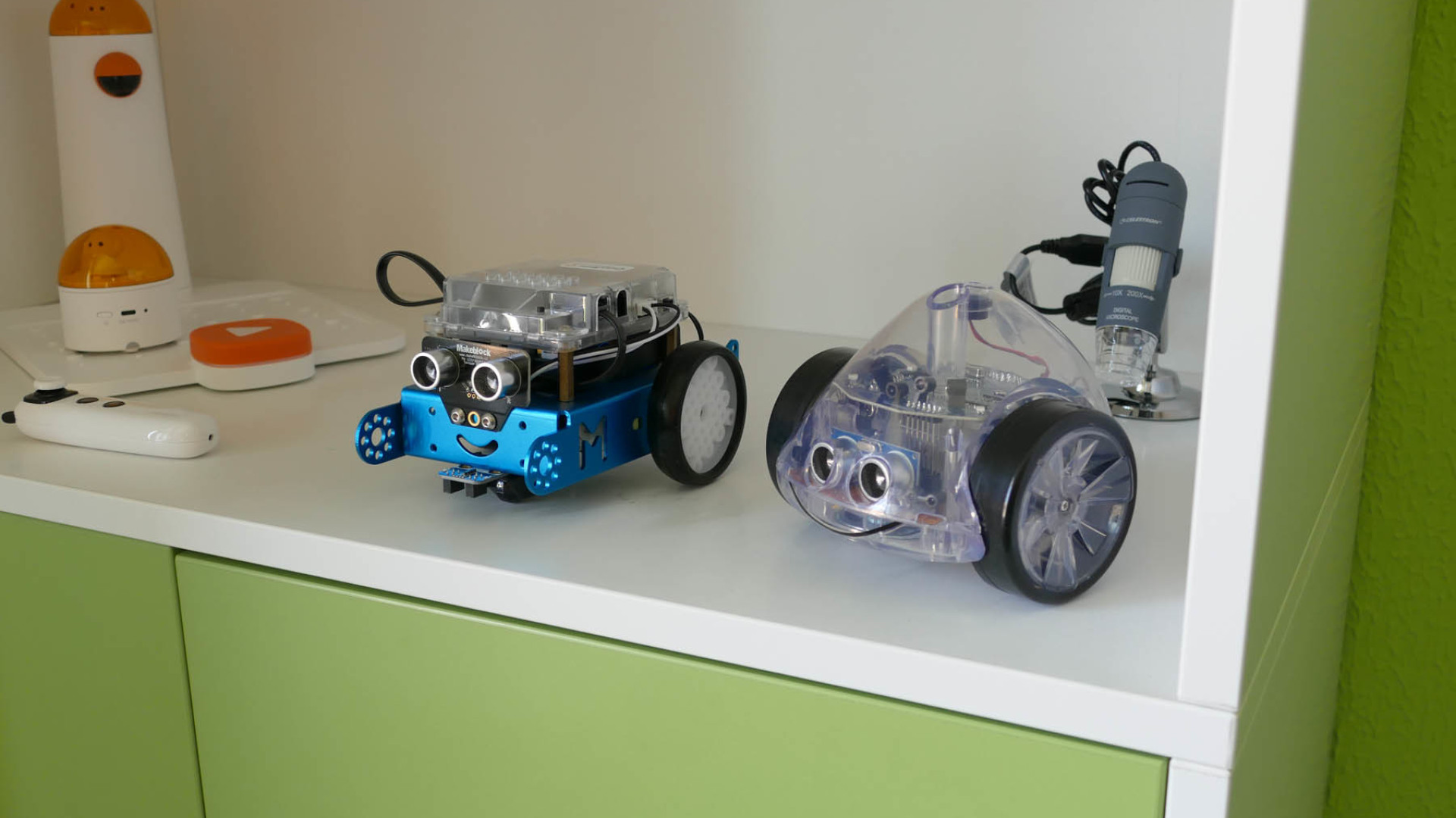 Pianello, la comunità locale fa squadra: ambienti virtuali e robotica per gli studenti