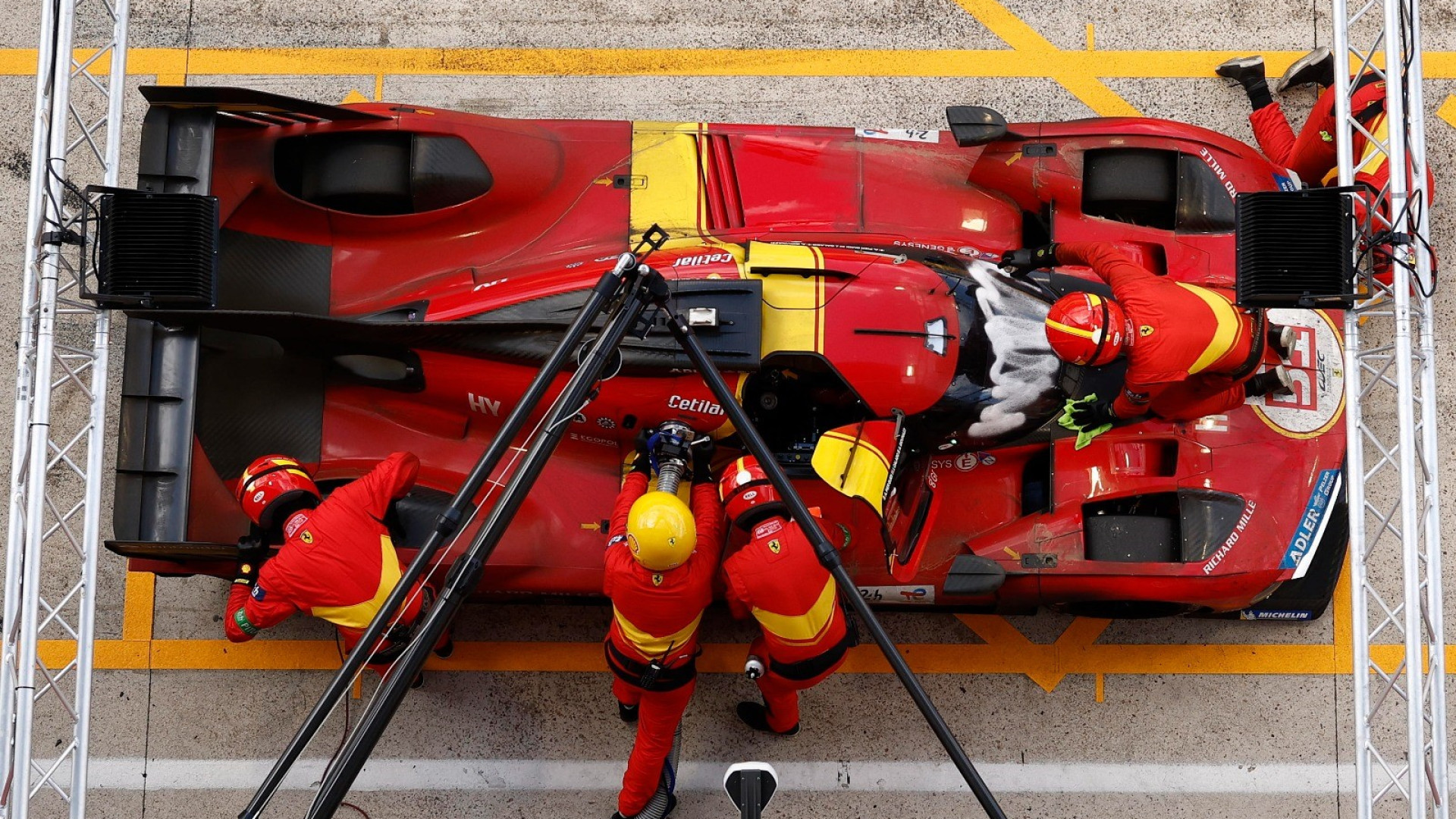 La Ferrari fa la storia alla 24 Ore di Le Mans con il team piacentino AF Corse