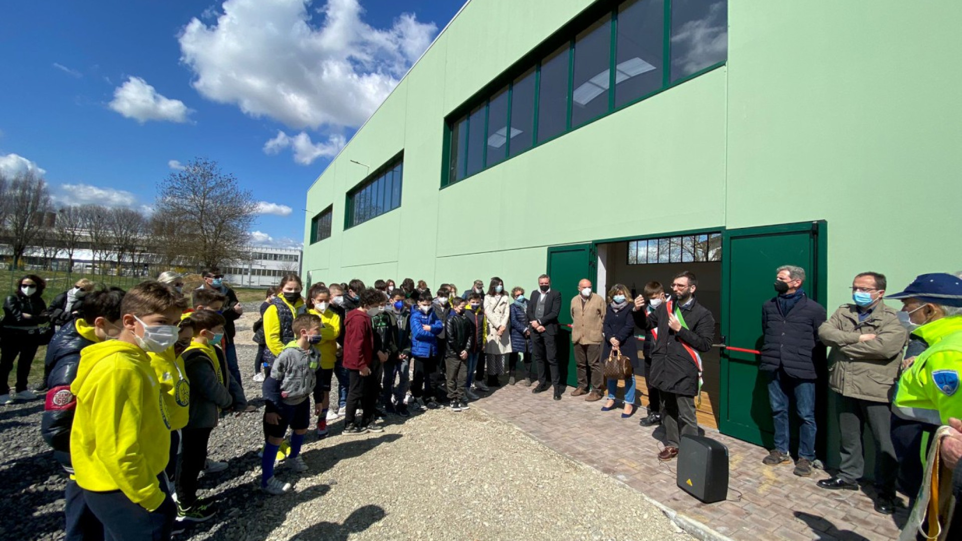 Inaugurata la palestra di Carpaneto. "Spogliatoi e area verde entro fine anno"