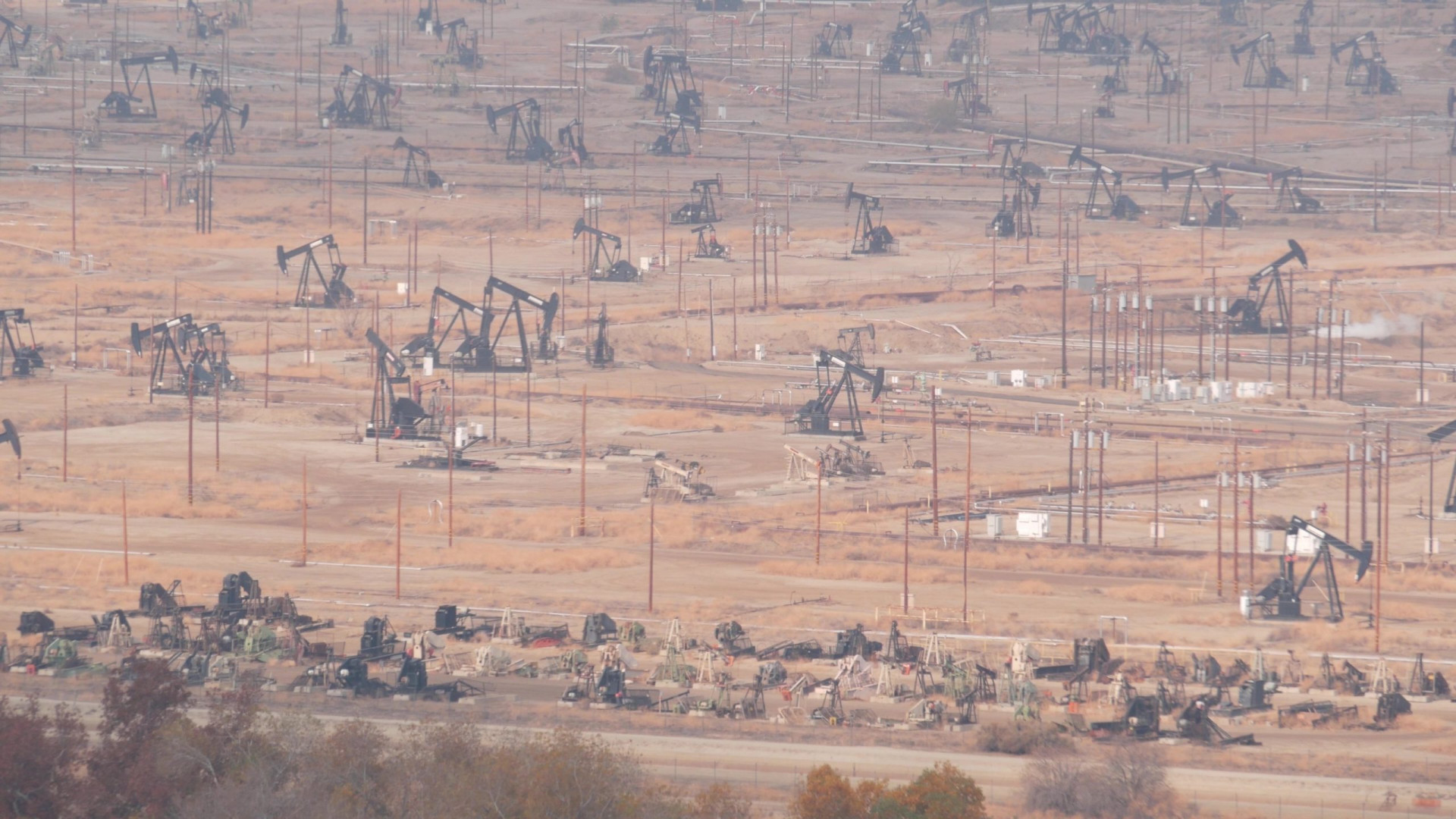 Negli Stati Uniti vogliono l’autarchia: "Stop all'export di petrolio e gas"