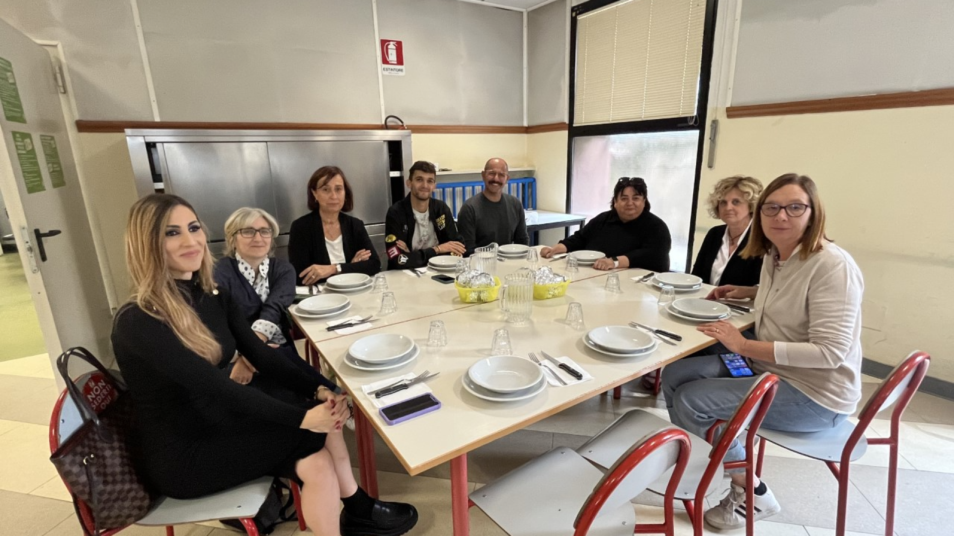 Scuola, da aprile 2023 nuovo menù approvato dall'Ausl per le mense della provincia