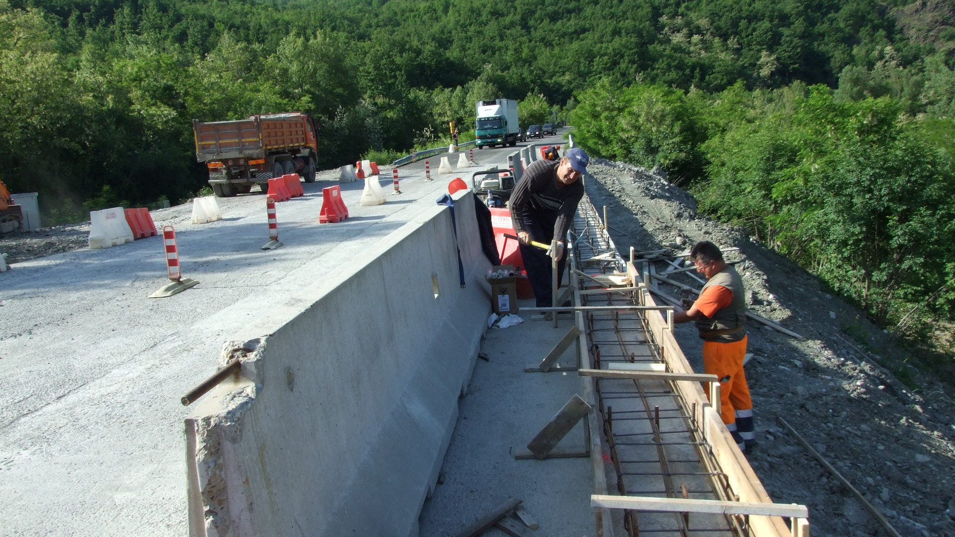 Statale 45, proseguono i lavori di manutenzione. Senso alternato a Ottone