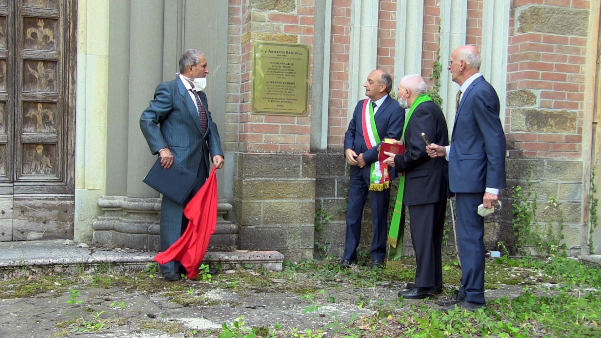 Roncovero, il ricordo di padre Armando Basilio, storico rettore  dell'istituto San Luigi
