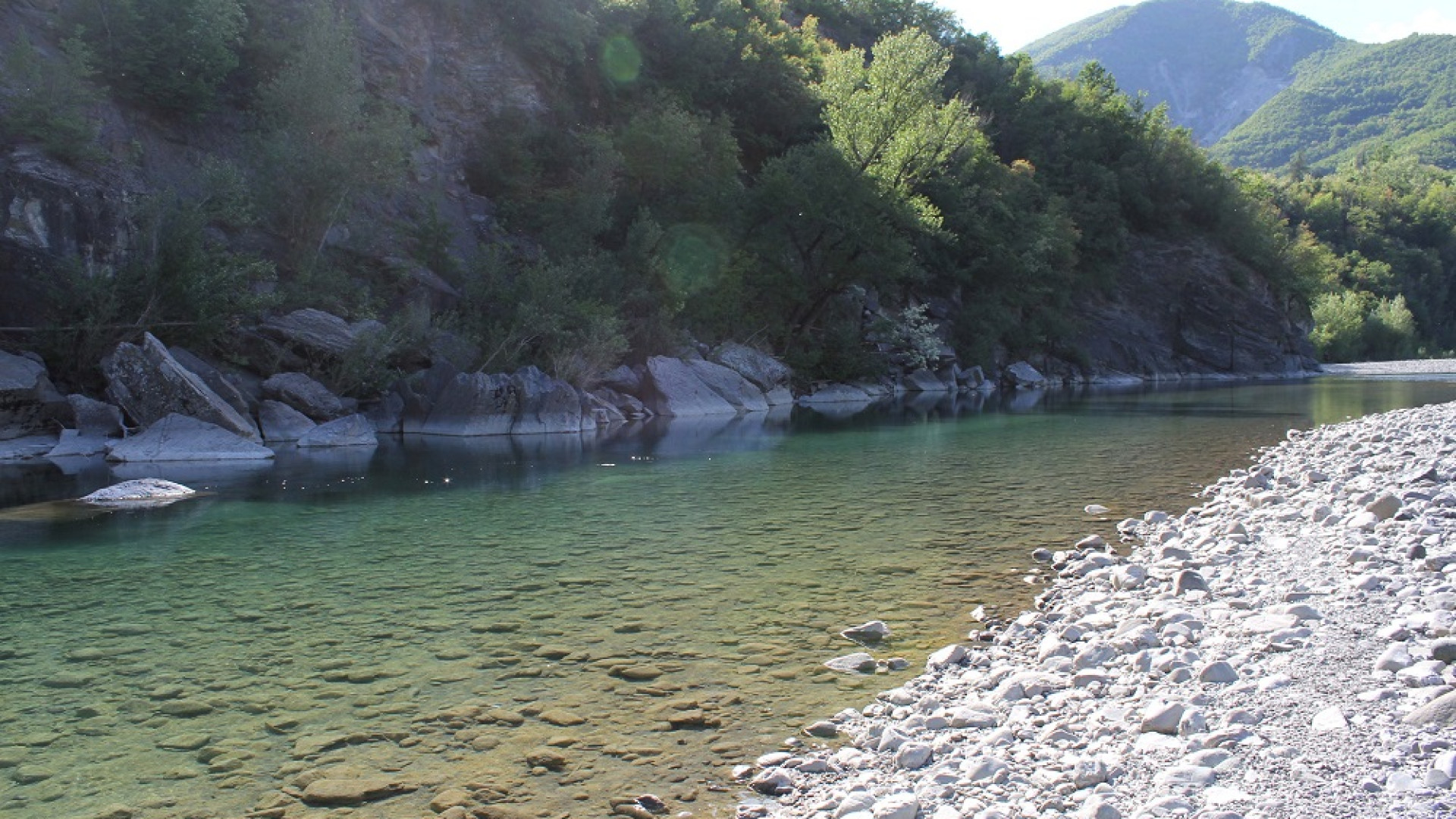 Assembramenti, rive del Trebbia presidiate dai carabinieri forestali