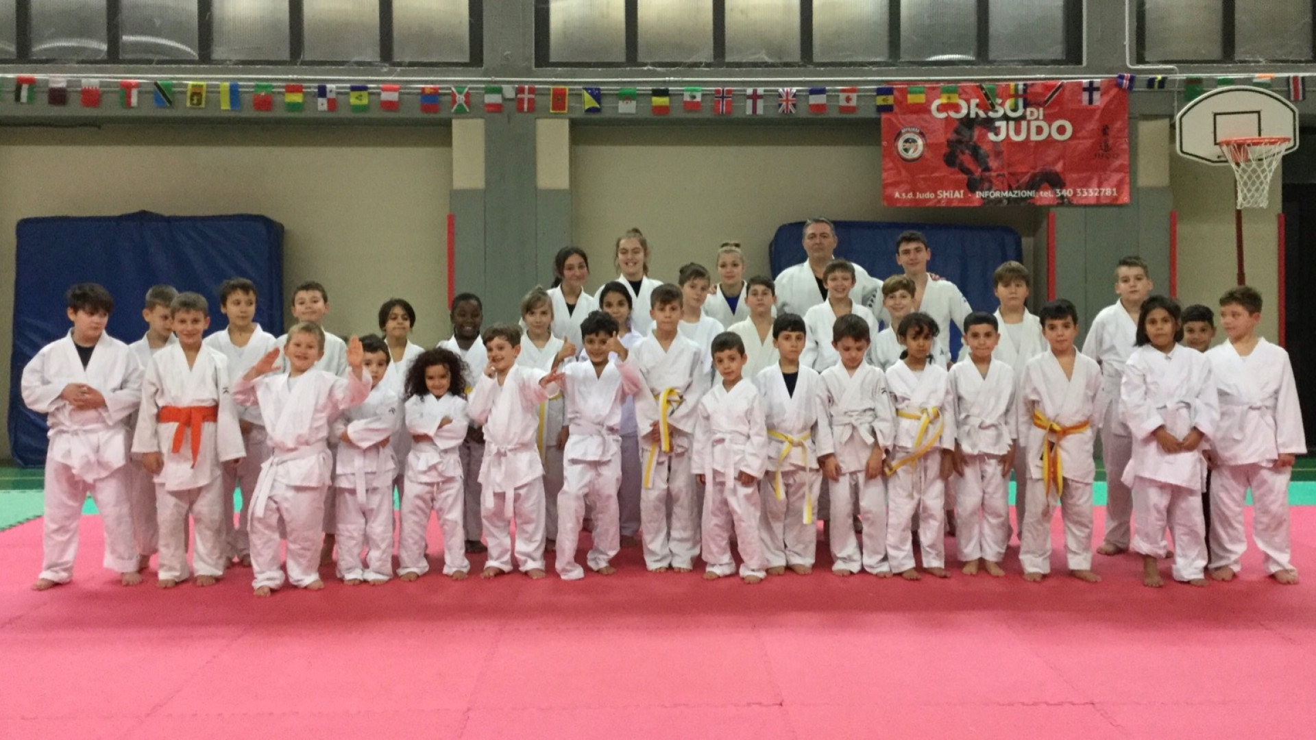 Dodici medaglie tra cui cinque ori: ricco bottino per i giovani atleti del Judo Shiai