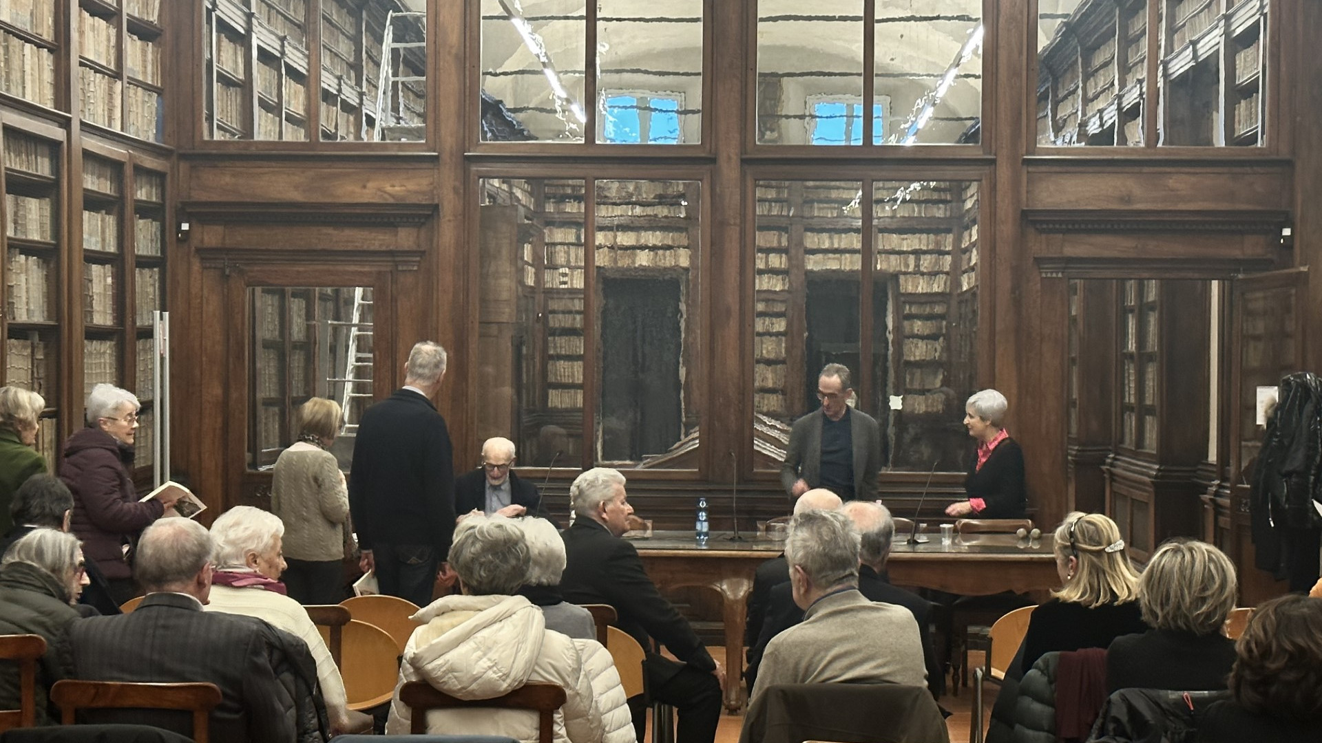Lettere che raccontano la città: il nuovo libro dell'ex sindaco Stefano Pareti